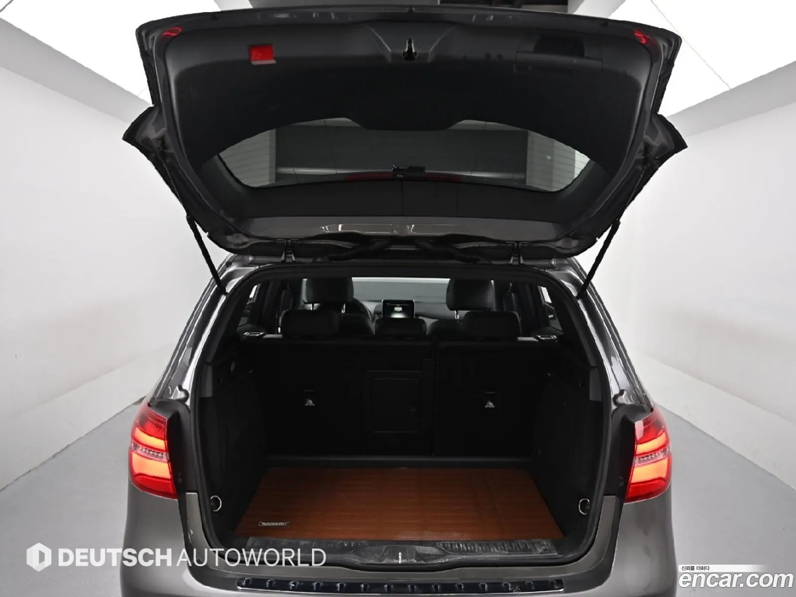 Mercedes-Benz B-Class W246 2017 — 18