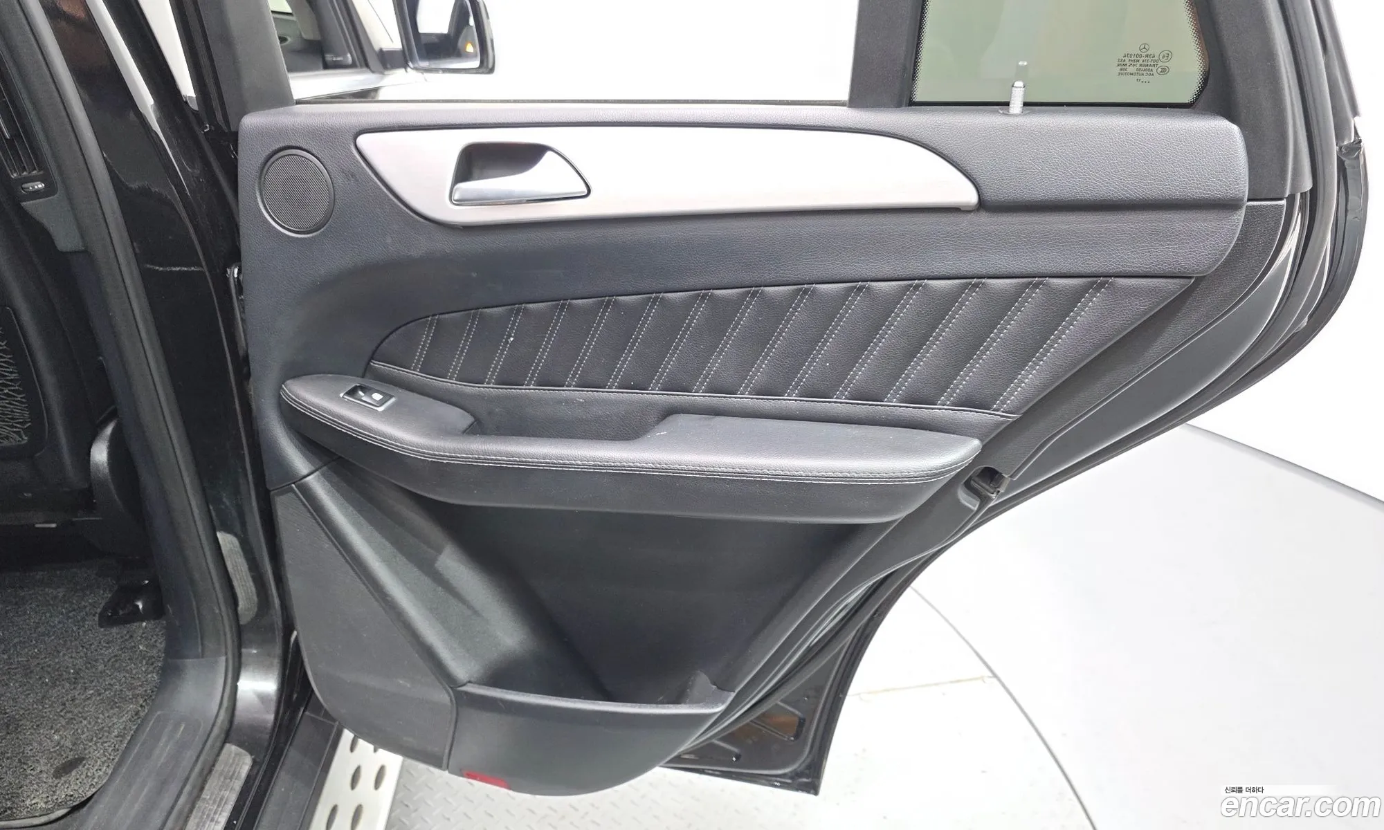 Mercedes-Benz GLE-Class W166 2018 WDCED2EB6JA091099 — 20
