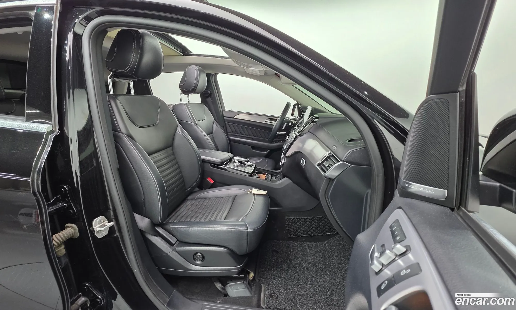 Mercedes-Benz GLE-Class W166 2018 WDCED2EB6JA091099 — 21