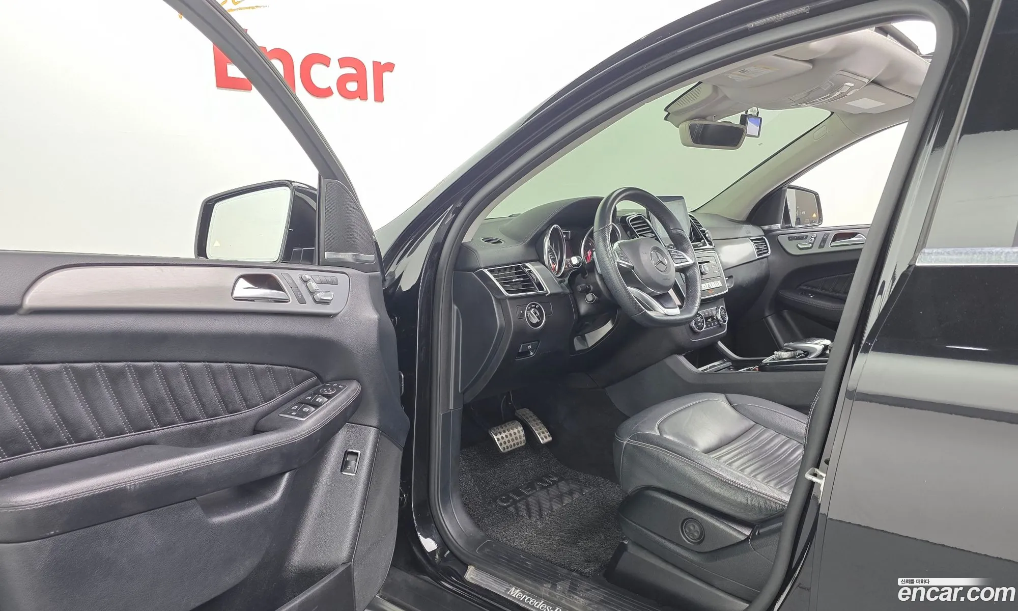 Mercedes-Benz GLE-Class W166 2018 WDCED2EB6JA091099 — 26