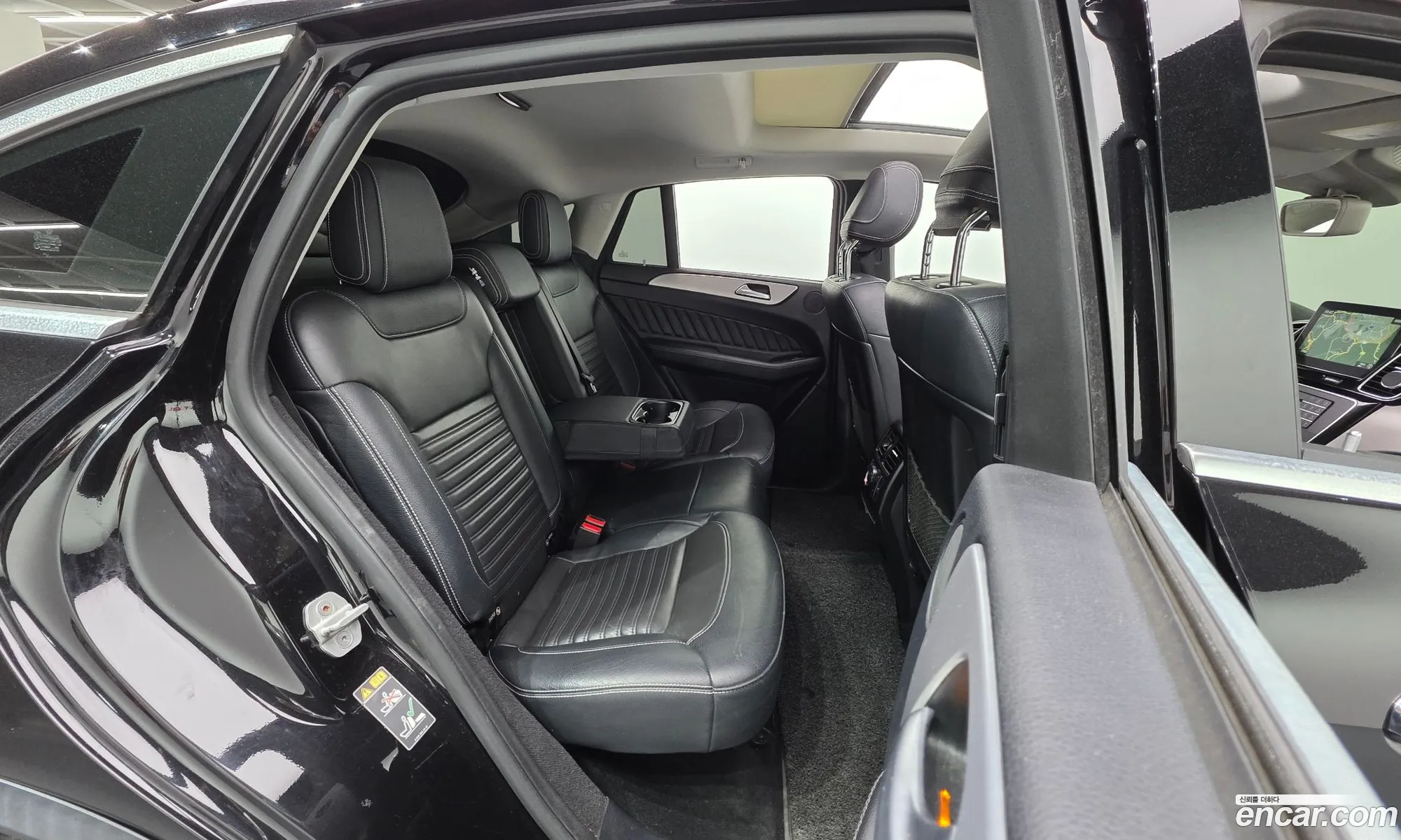 Mercedes-Benz GLE-Class W166 2018 WDCED2EB6JA091099 — 28