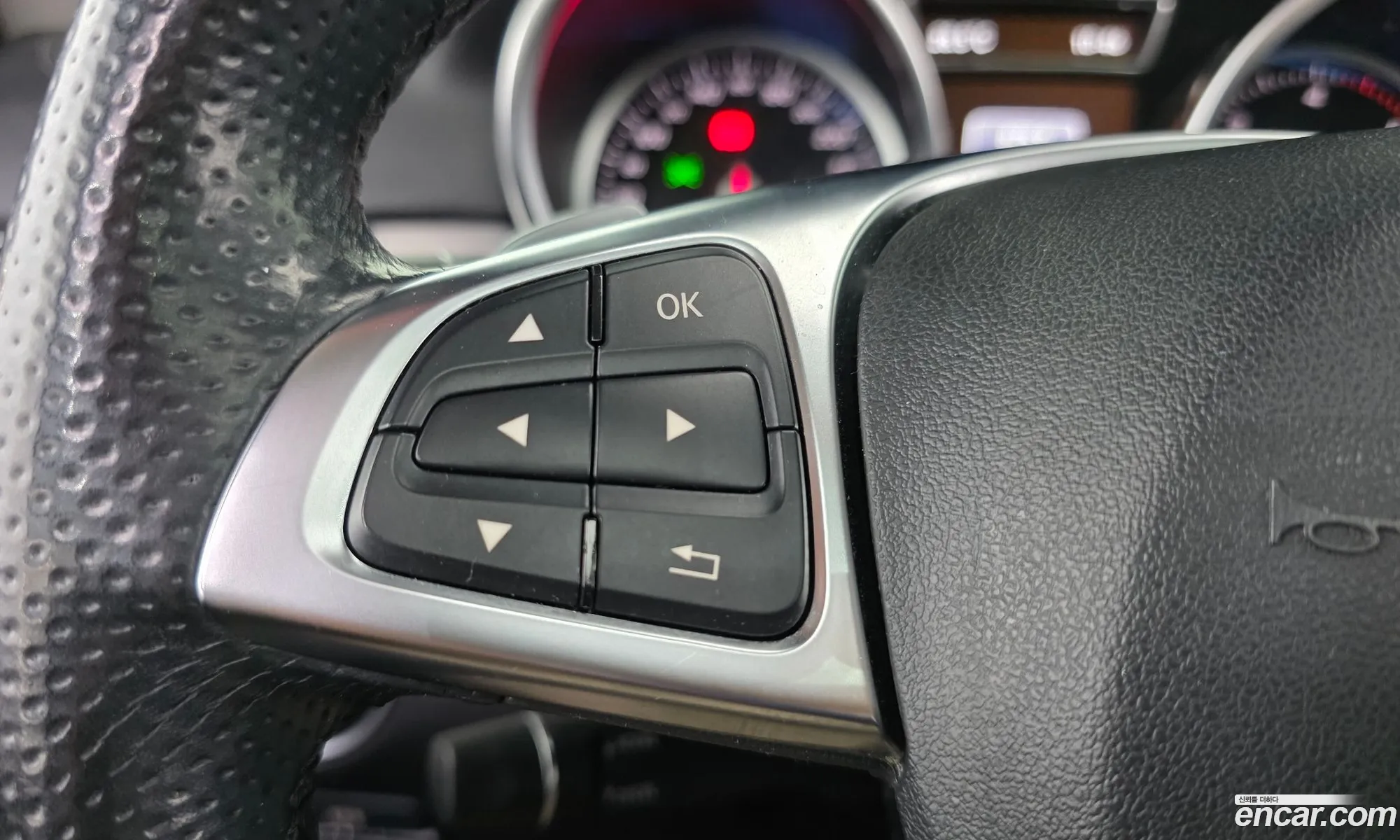 Mercedes-Benz GLE-Class W166 2018 WDCED2EB6JA091099 — 2