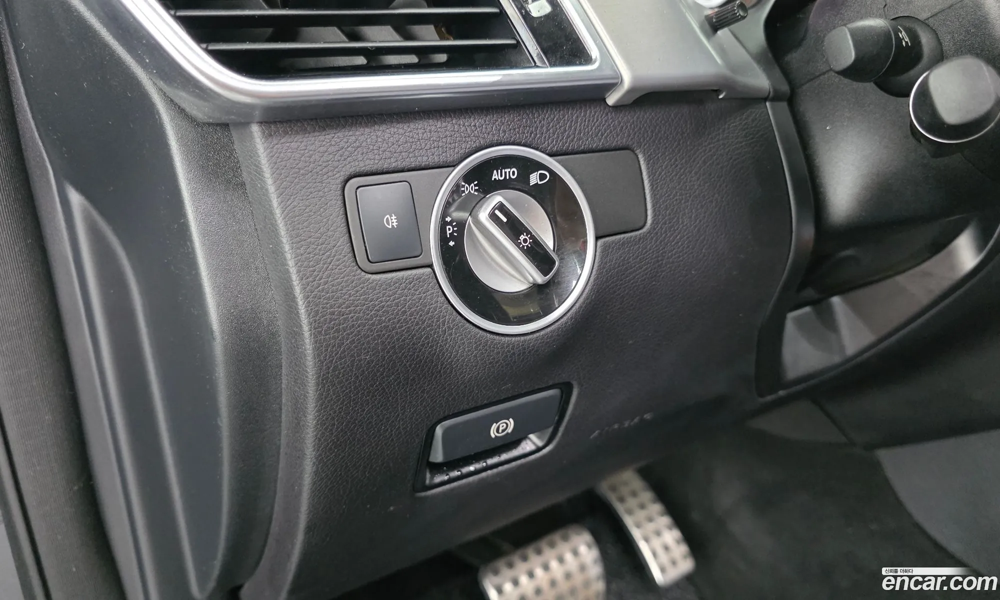 Mercedes-Benz GLE-Class W166 2018 WDCED2EB6JA091099 — 32