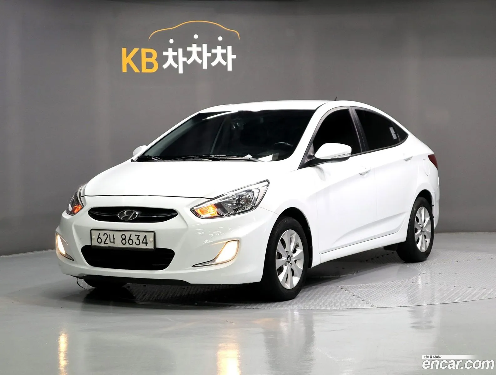 Hyundai Accent 2015 — 2