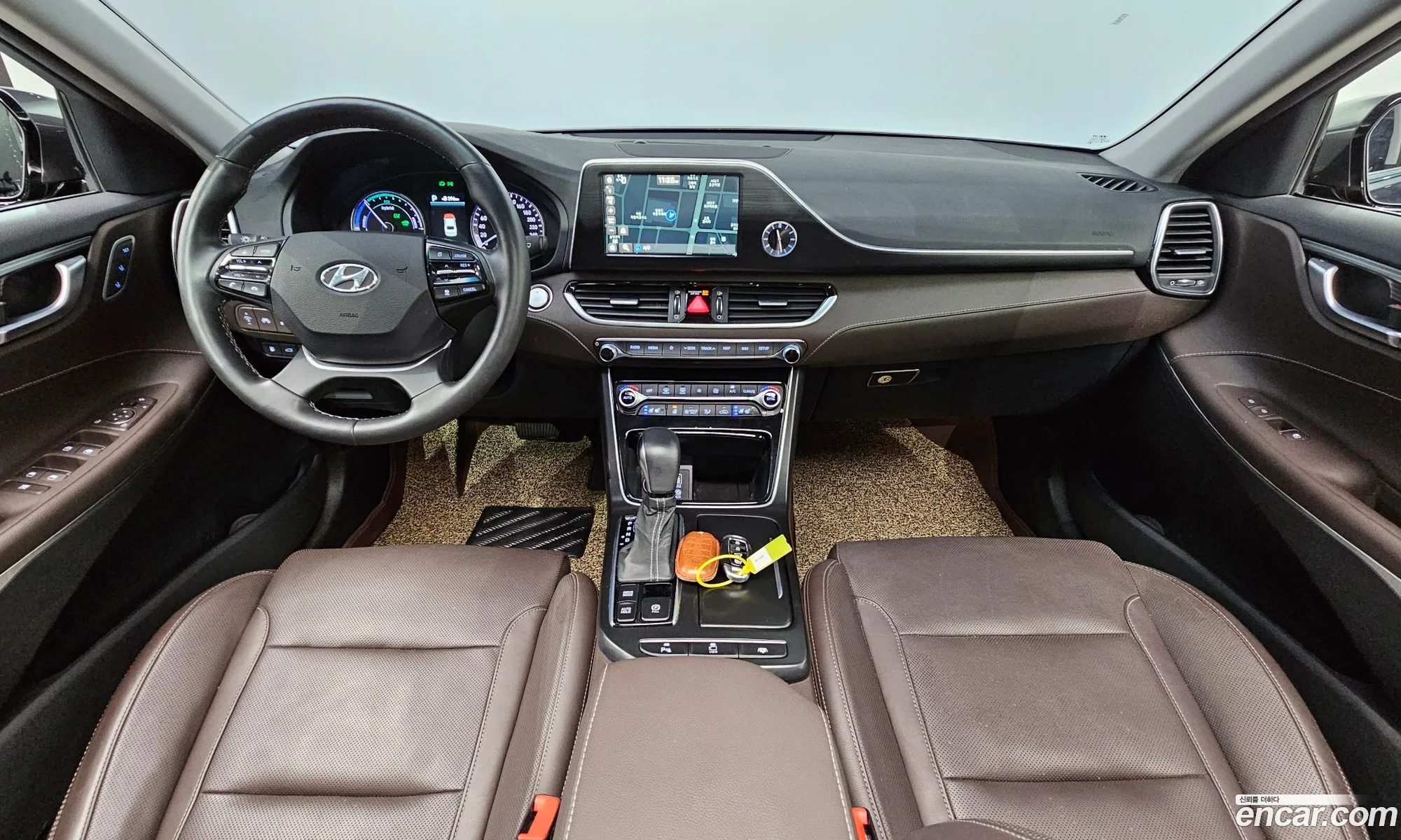 Hyundai Grandeur IG Hybrid 2017 — 2