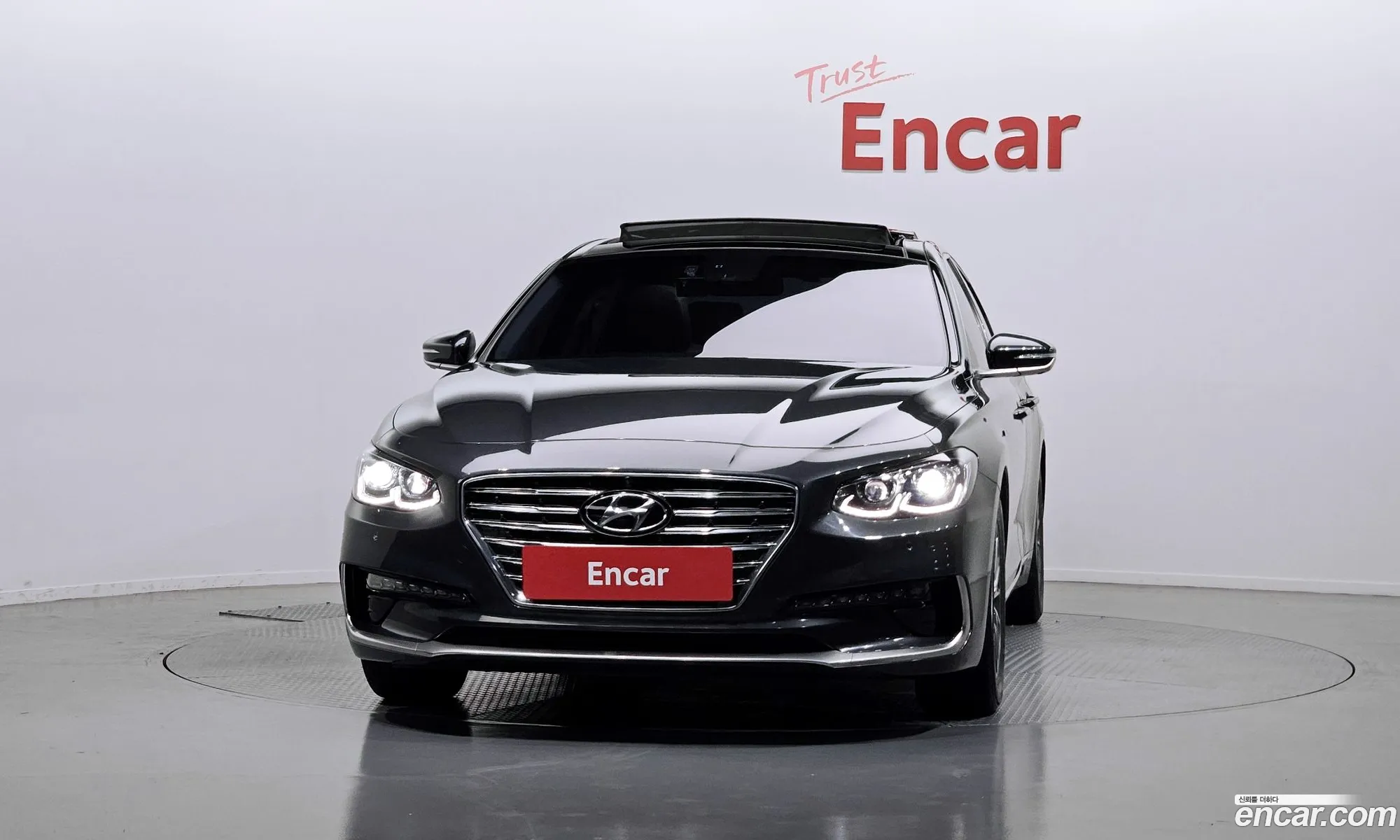 Hyundai Grandeur IG Hybrid 2017 — 4