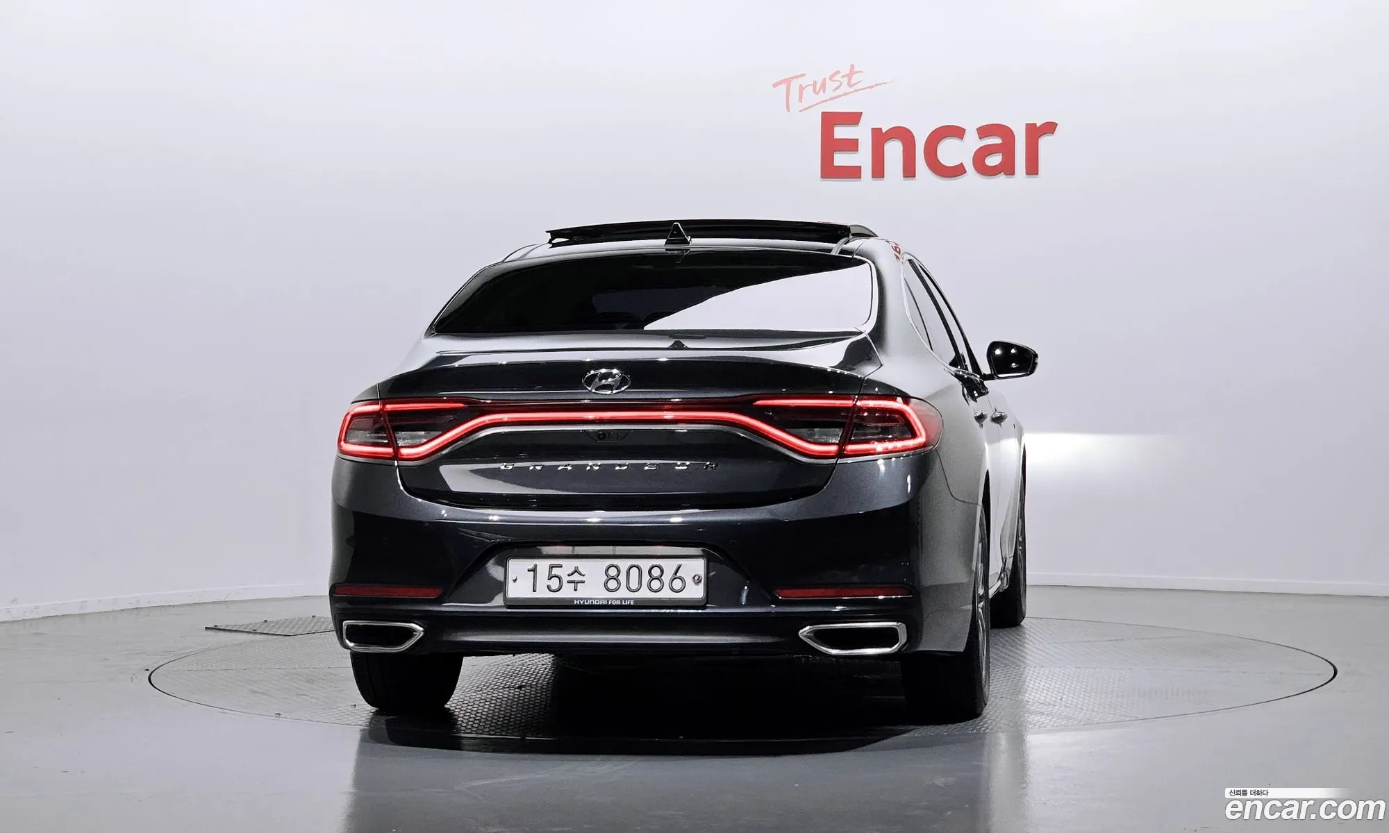 Hyundai Grandeur IG Hybrid 2017 — 3