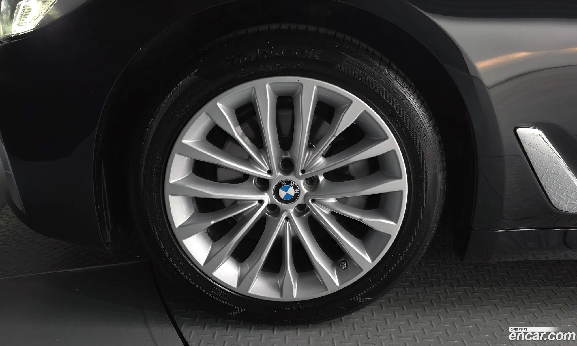 BMW 5 Series 2020 WBA11BH00MCE97167 — 9