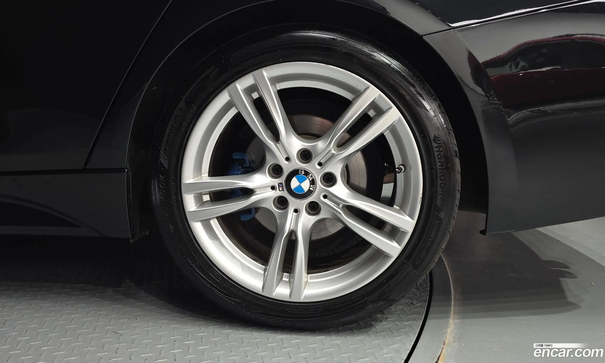 BMW 3 Series 2018 WBA8B910XJA539198 — 19