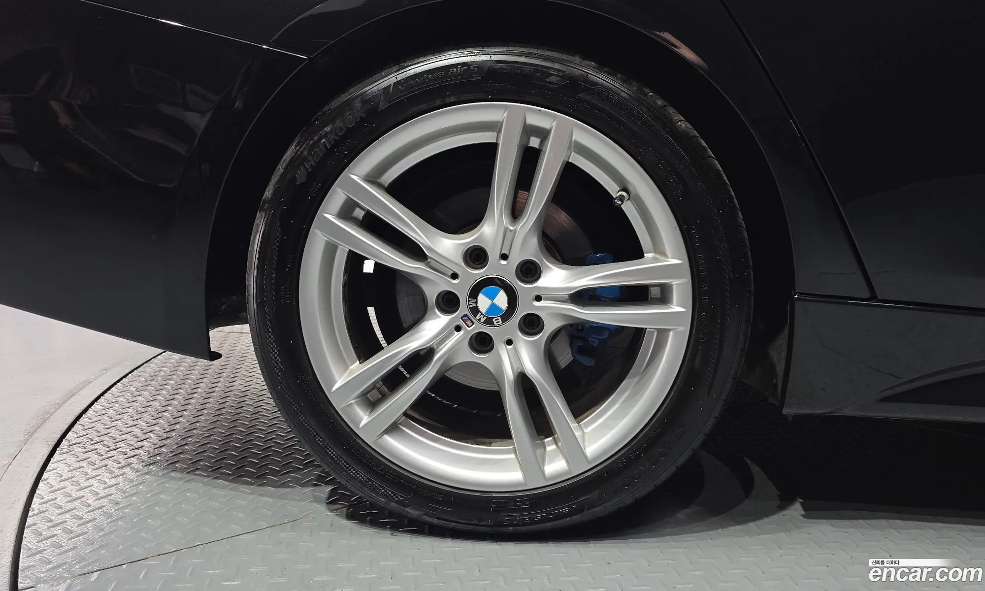 BMW 3 Series 2018 WBA8B910XJA539198 — 11
