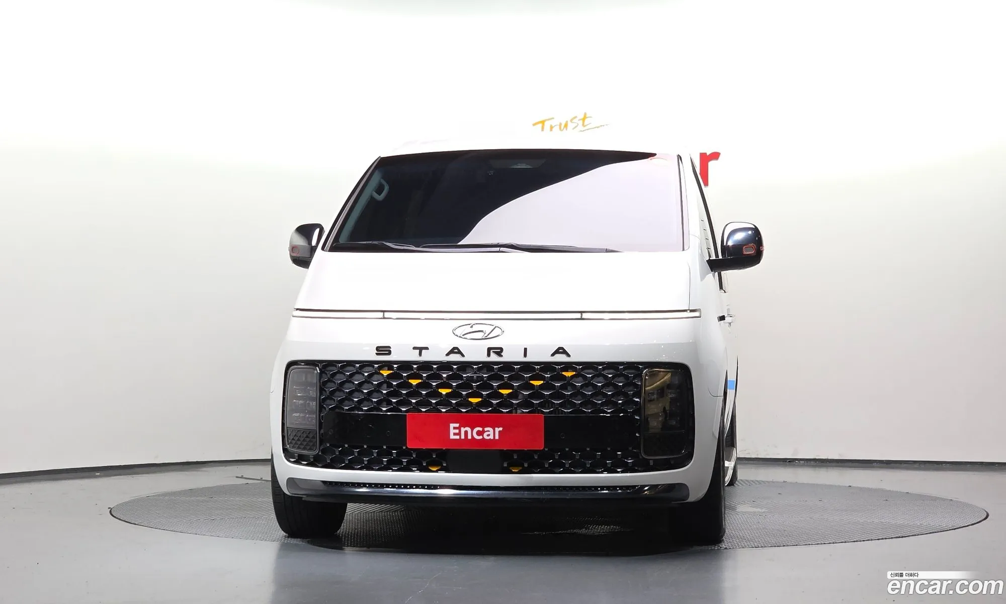 Hyundai Staria 2021 — 2