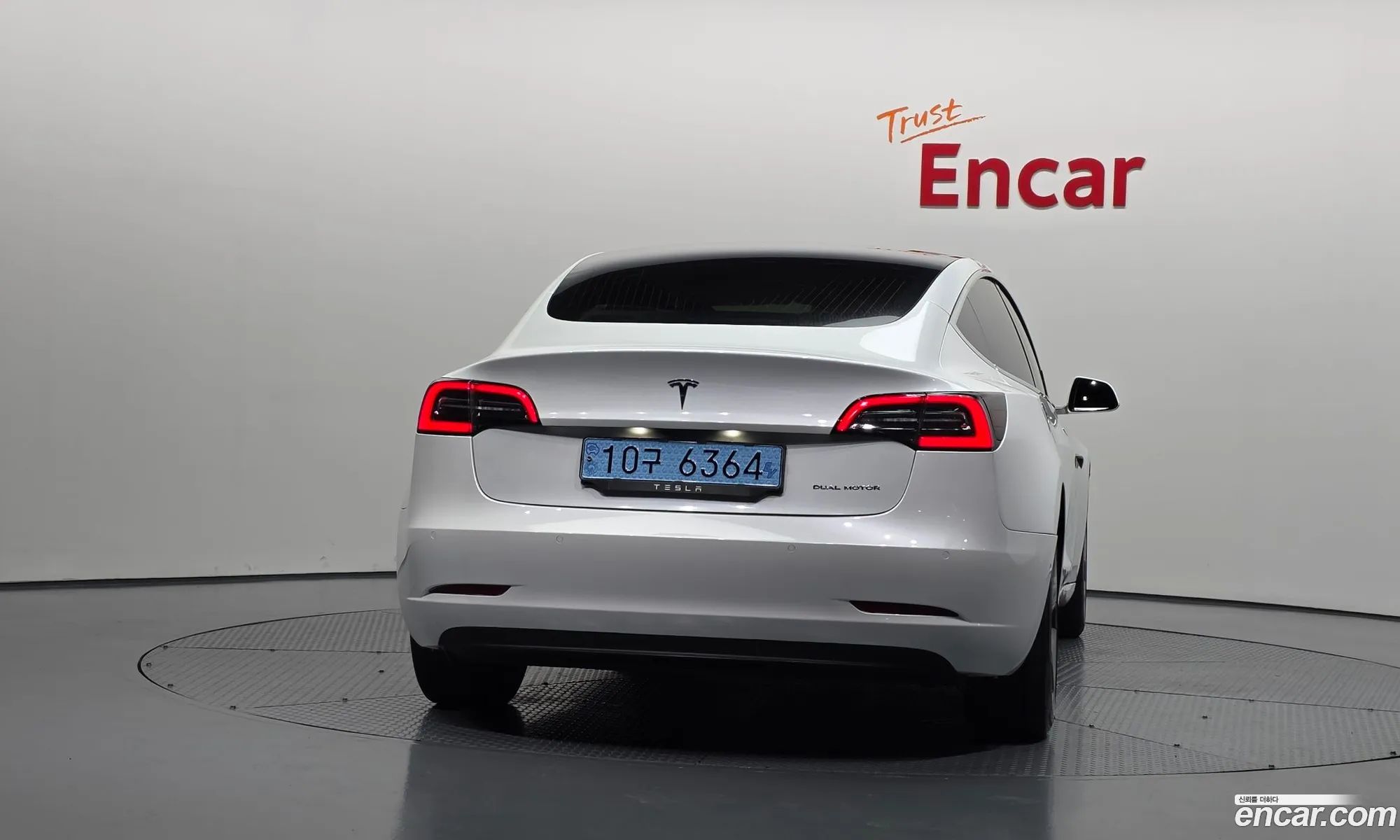 Tesla Model 3 2020 5YJ3E1EB1LF726860 — 5