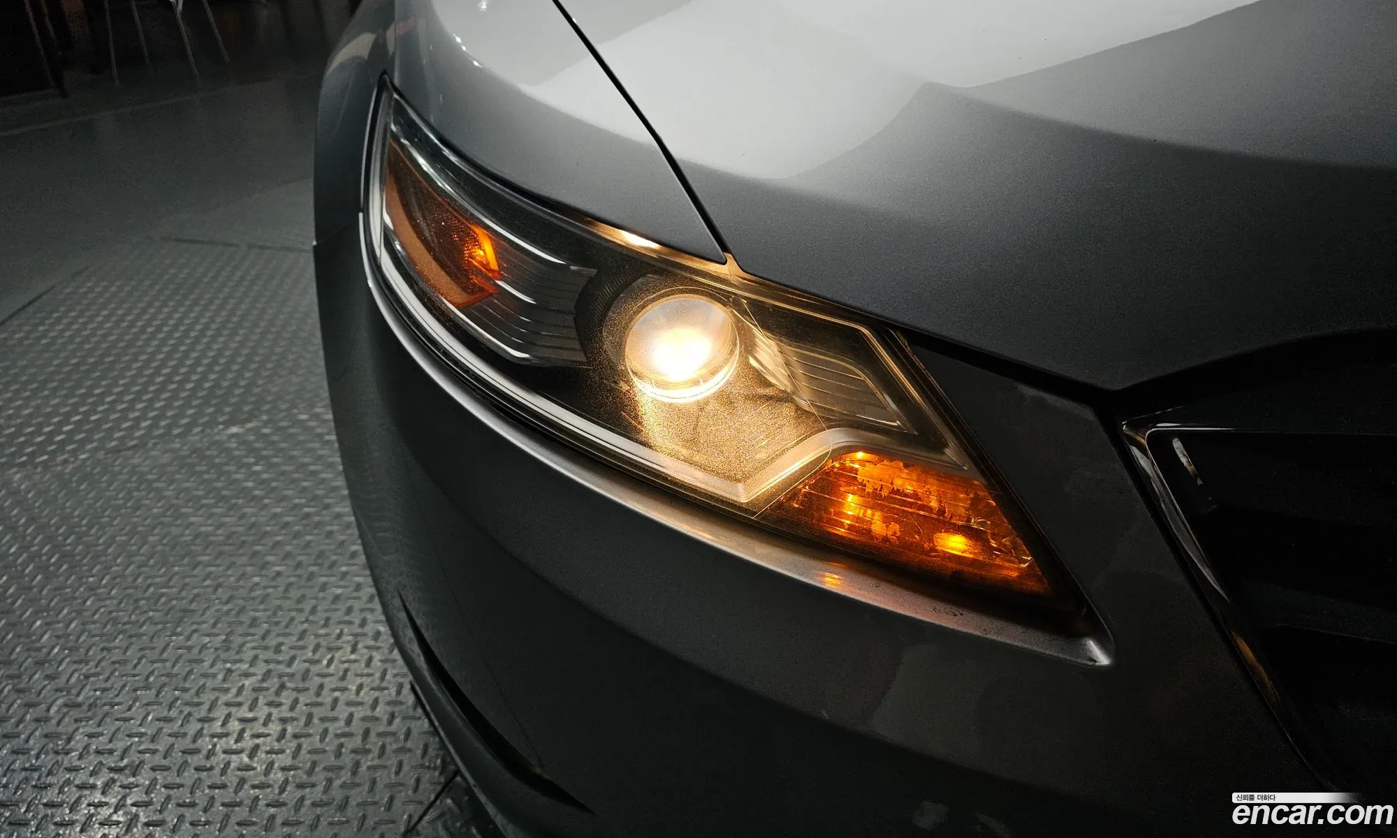 Ford Taurus 2012 1FAHP2FW8CG126100 — 8