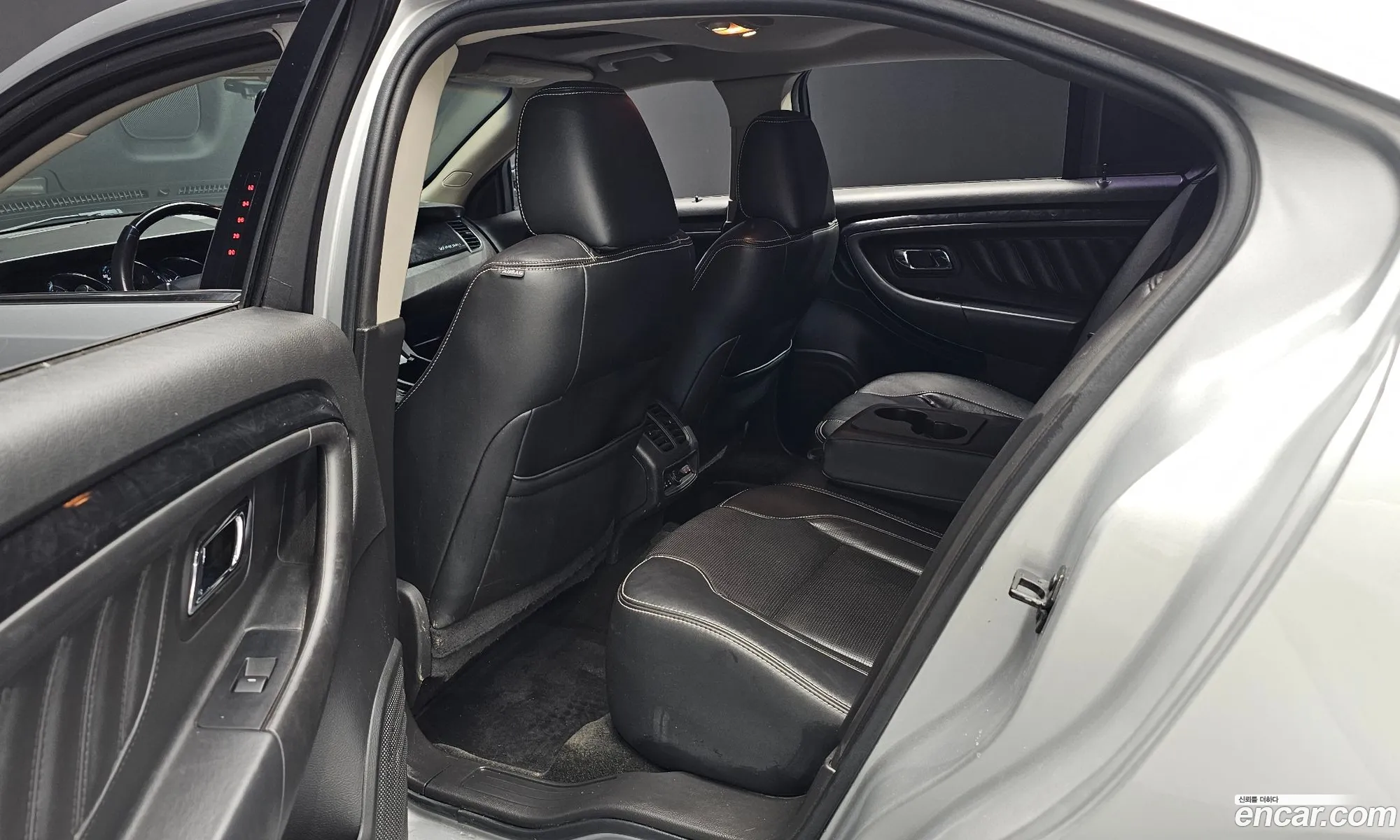 Ford Taurus 2012 1FAHP2FW8CG126100 — 26