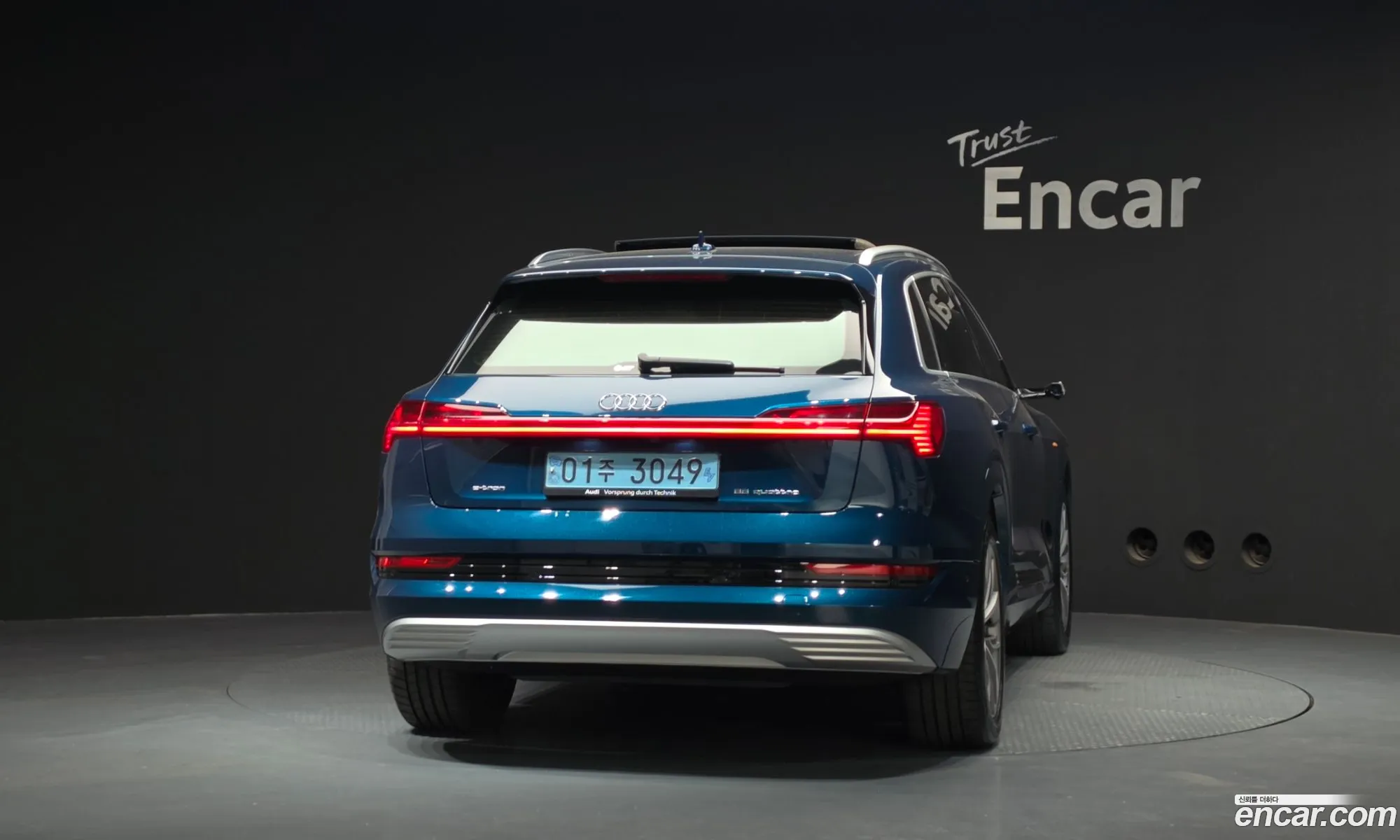 Audi e-tron 2020 WAUZZZGE4LB038937 — 10