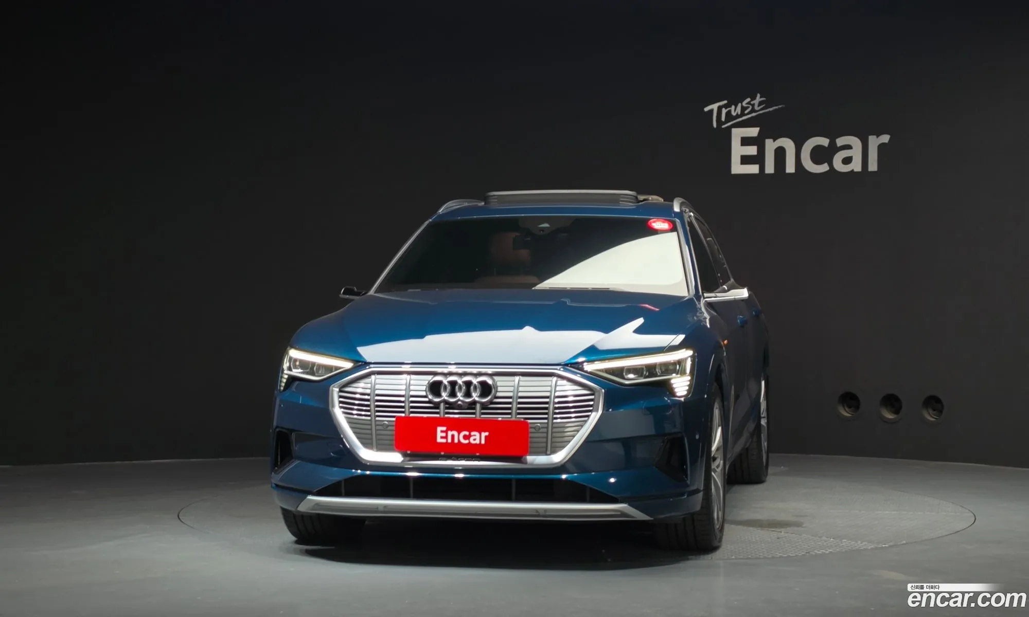 Audi e-tron 2020 WAUZZZGE4LB038937 — 32