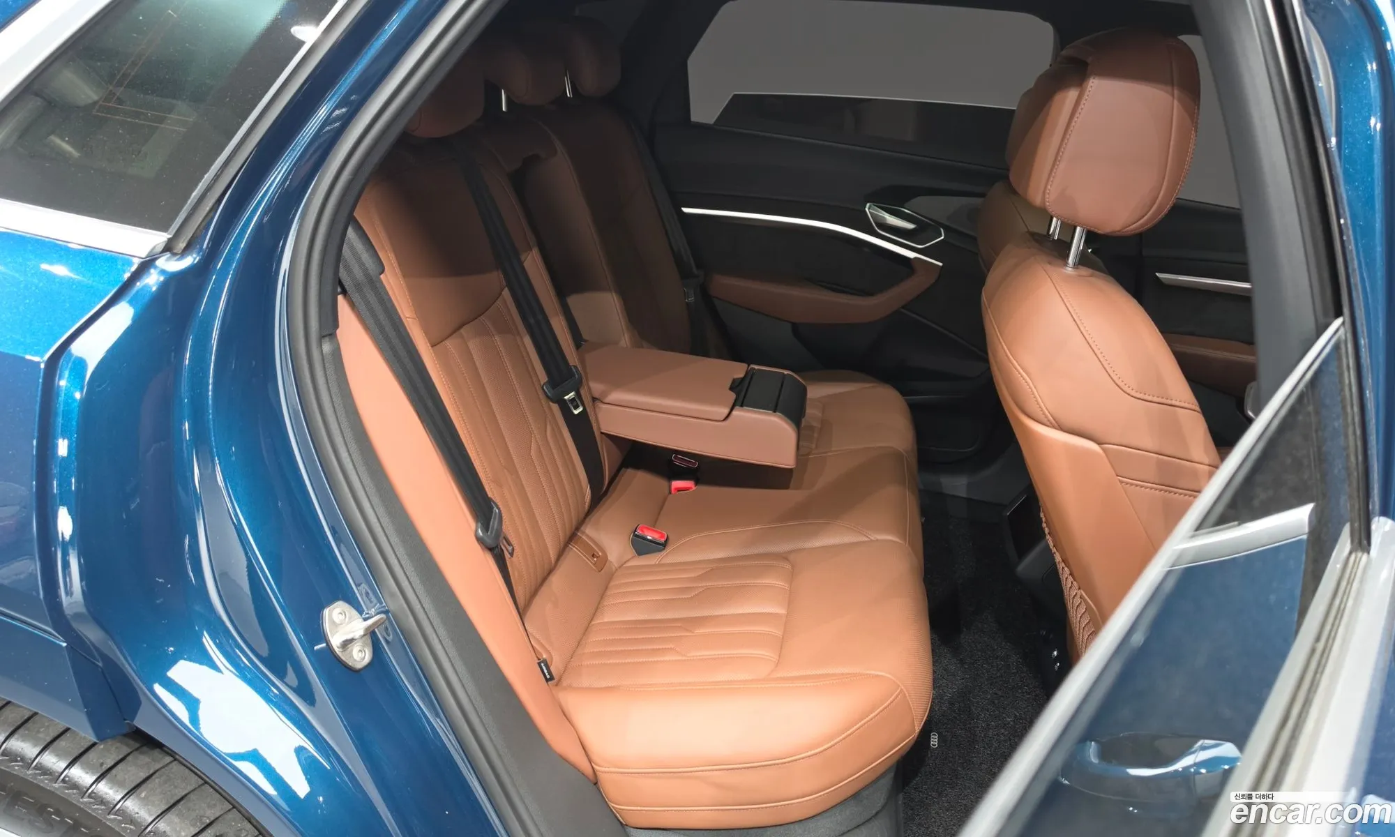 Audi e-tron 2020 WAUZZZGE4LB038937 — 28