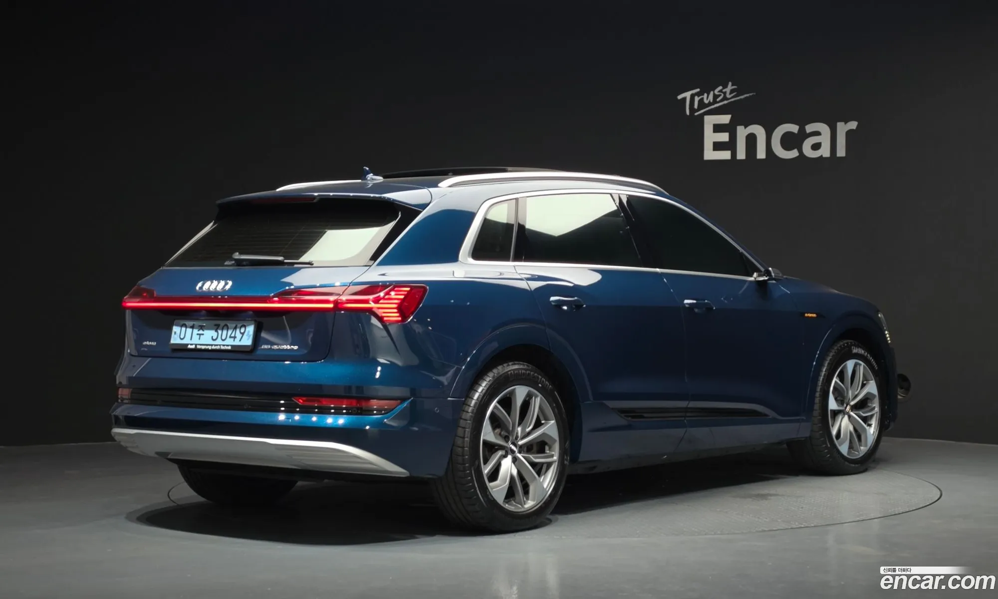 Audi e-tron 2020 WAUZZZGE4LB038937 — 30