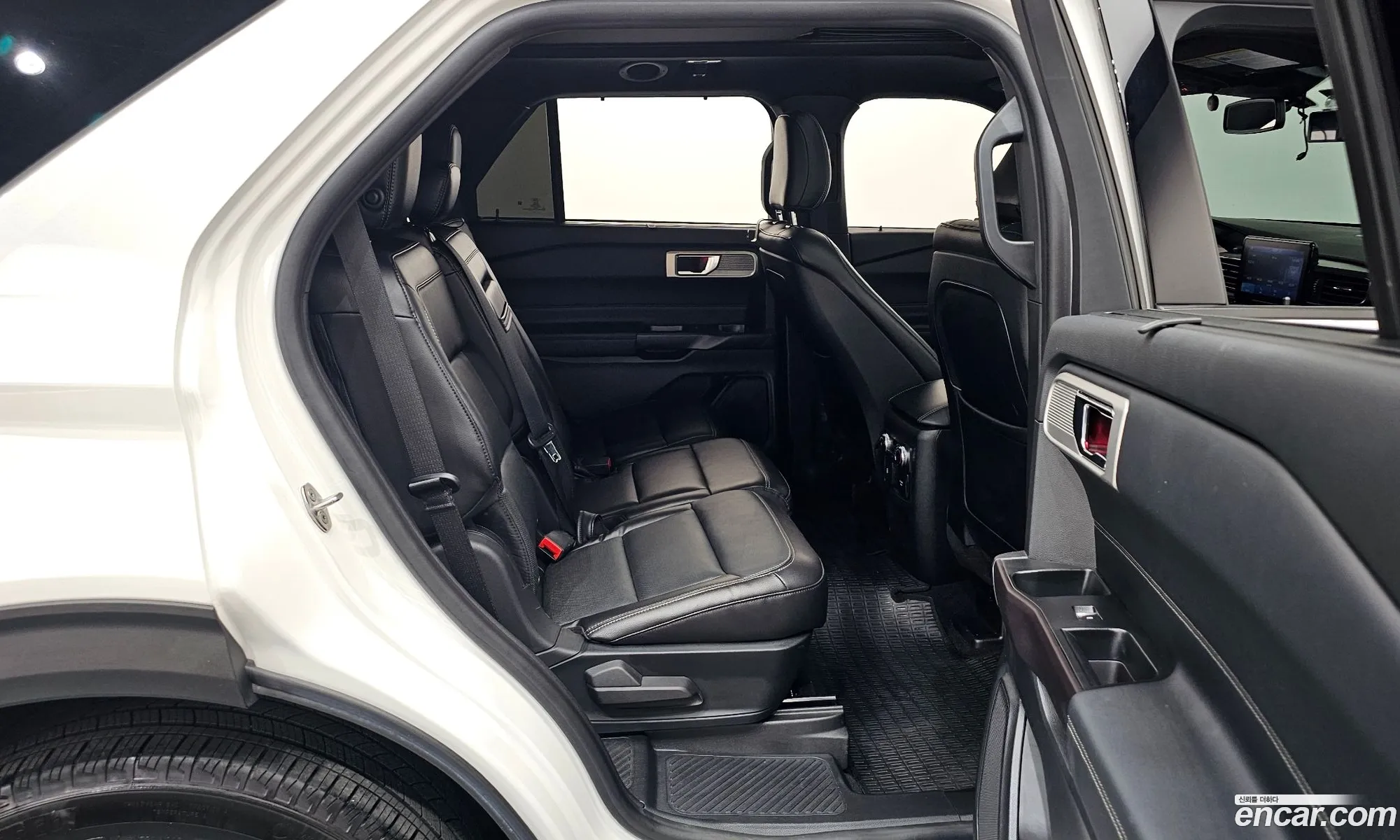 Ford Explorer 6th Gen 2019 1FMSK8FH1LGA74291 — 2