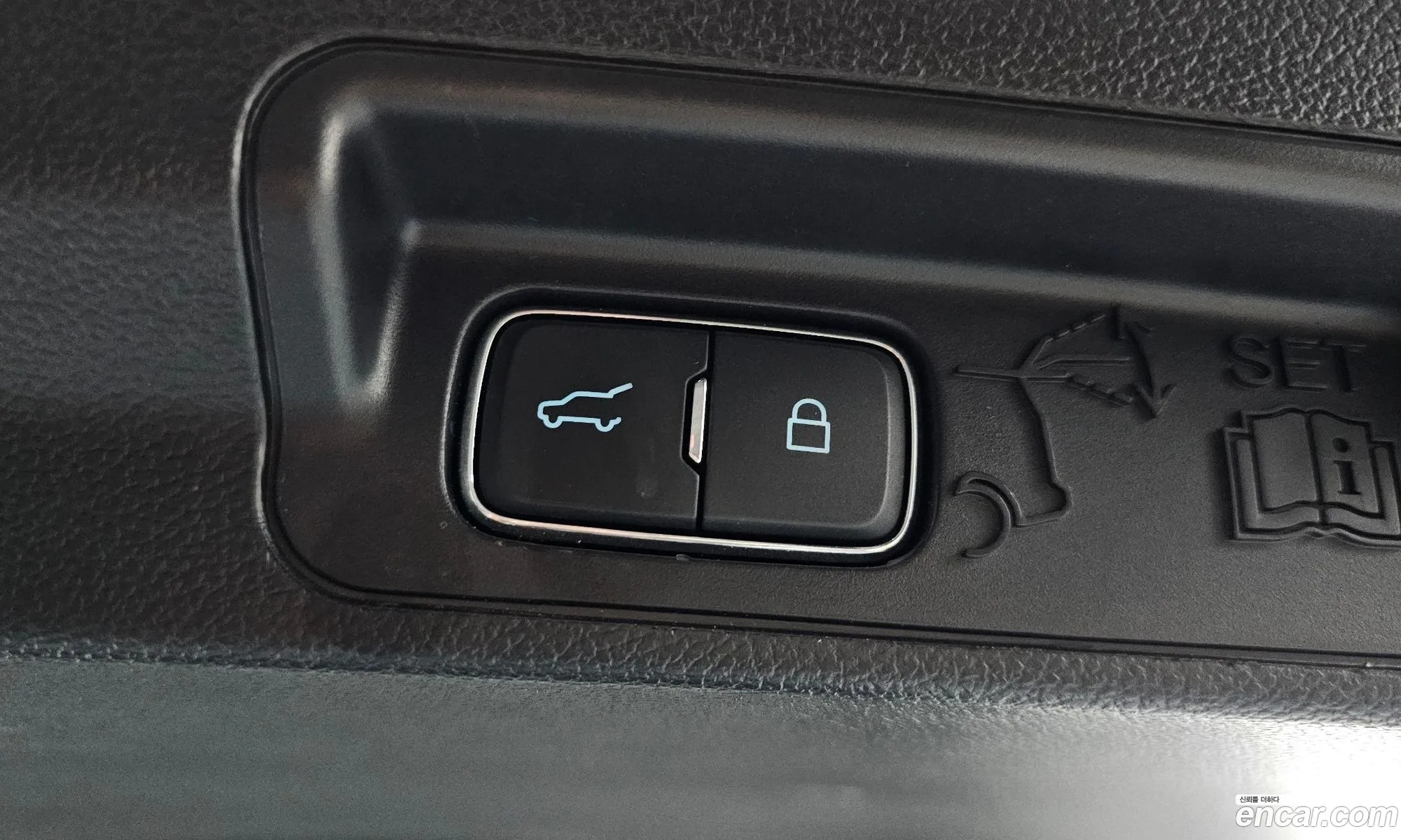 Ford Explorer 6th Gen 2019 1FMSK8FH1LGA74291 — 21