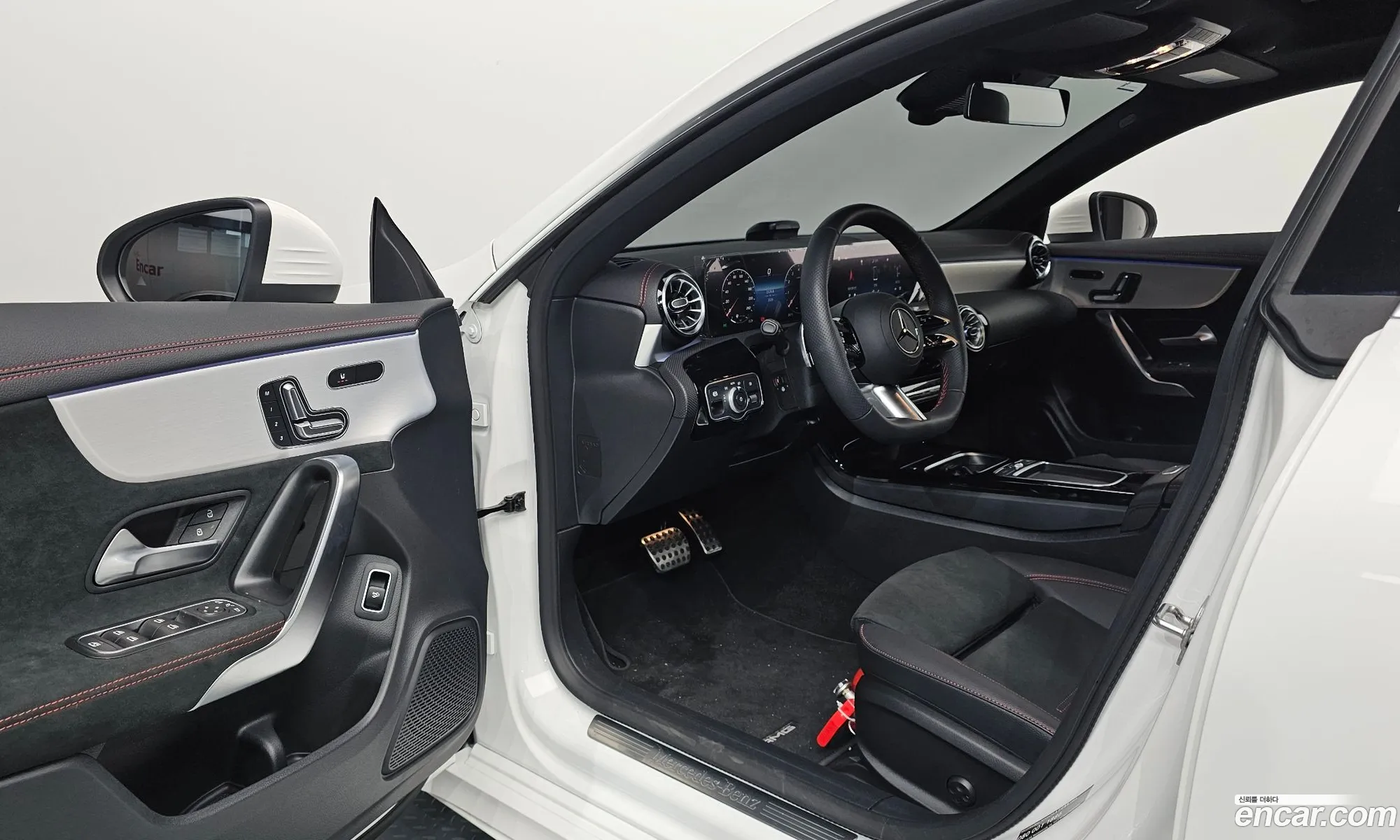 Mercedes-Benz CLA-Class C118 2024 — 22