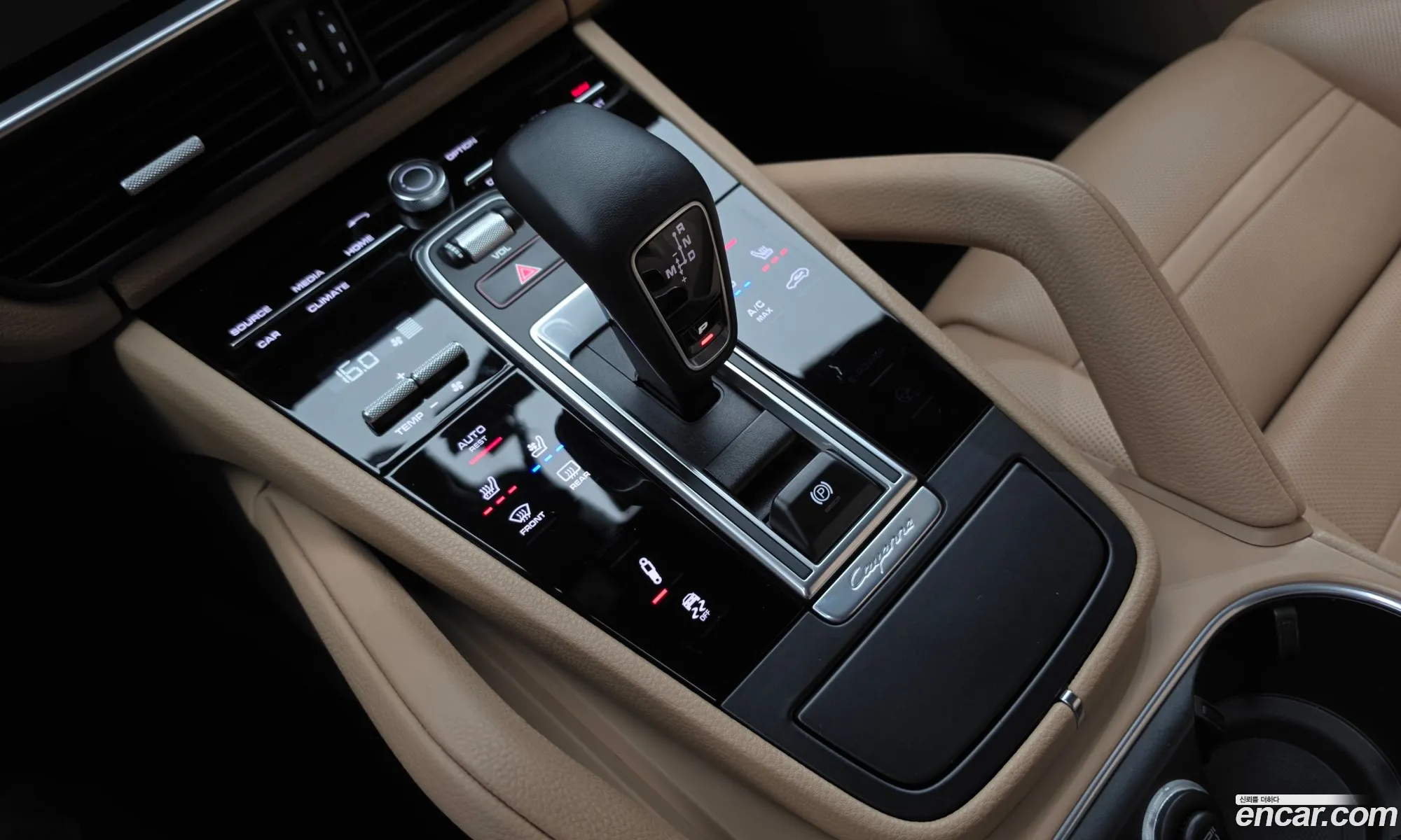 Porsche Cayenne 2019 — 32