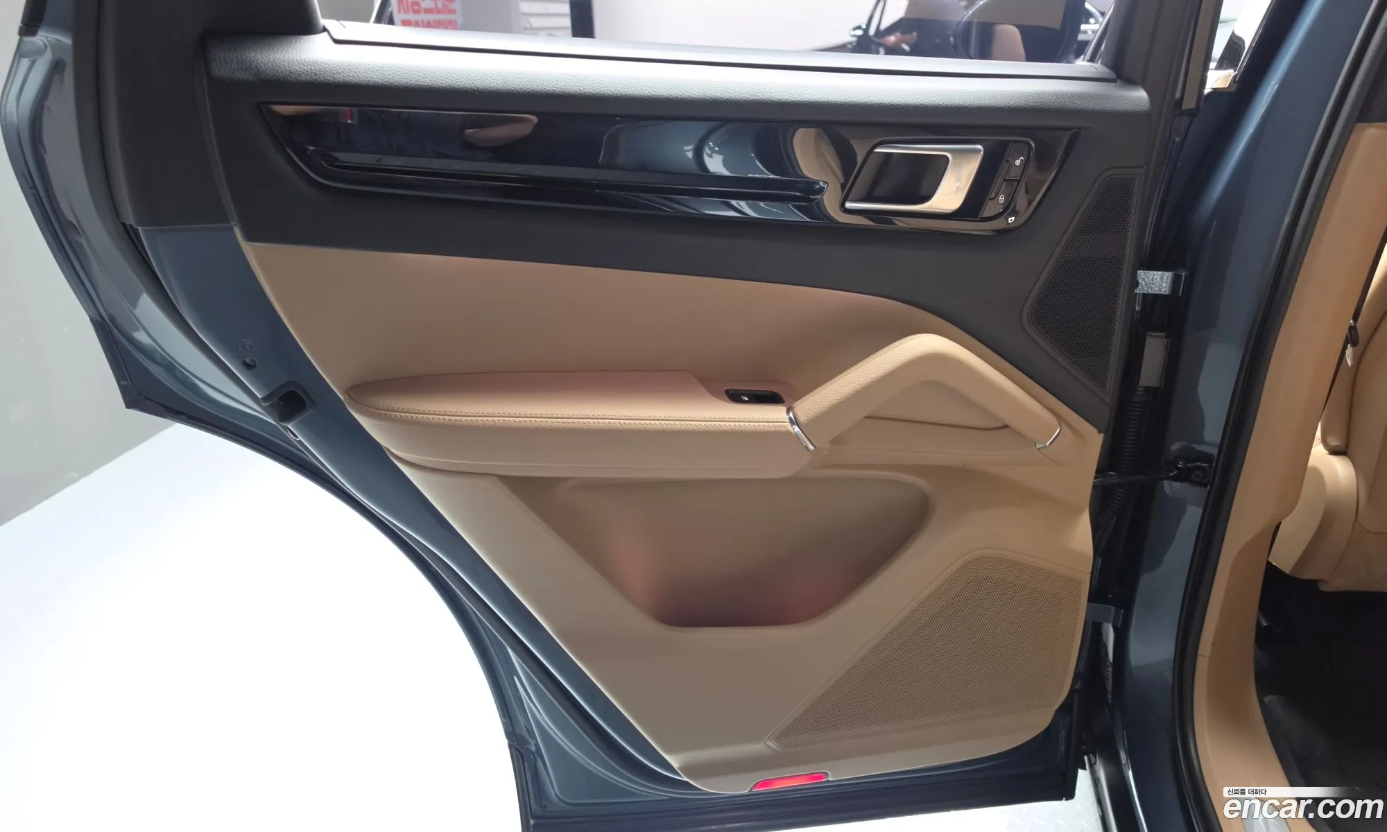 Porsche Cayenne 2019 — 26