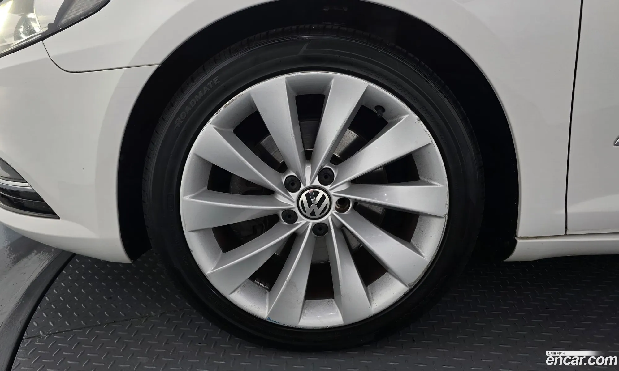Volkswagen CC 2013 — 12