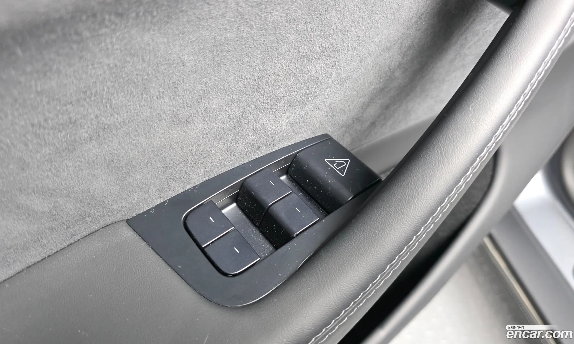 Tesla Model Y 2025 LRWYGCEKXSC006476 — 18