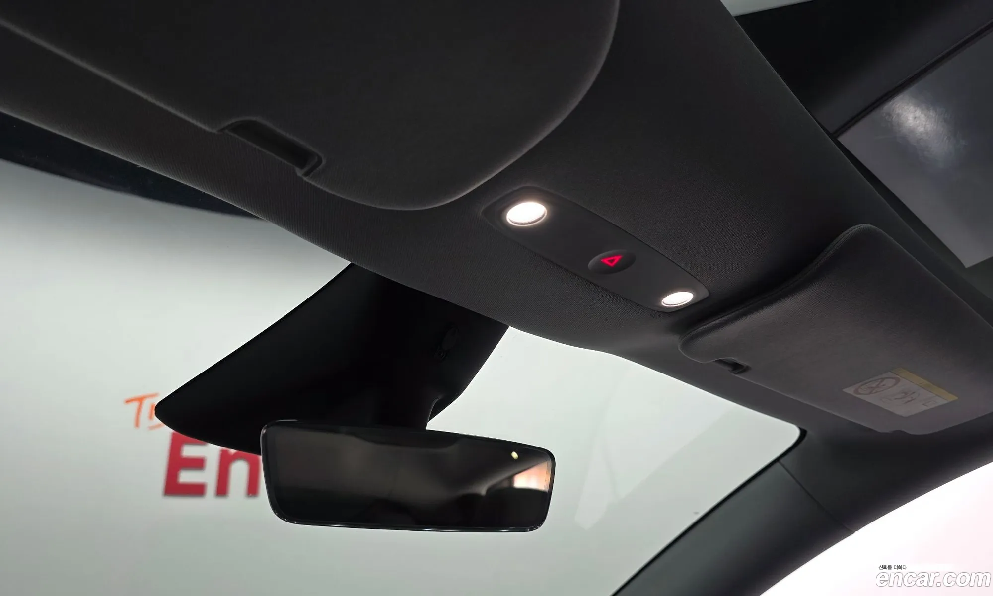 Tesla Model Y 2025 LRWYGCEKXSC006476 — 27