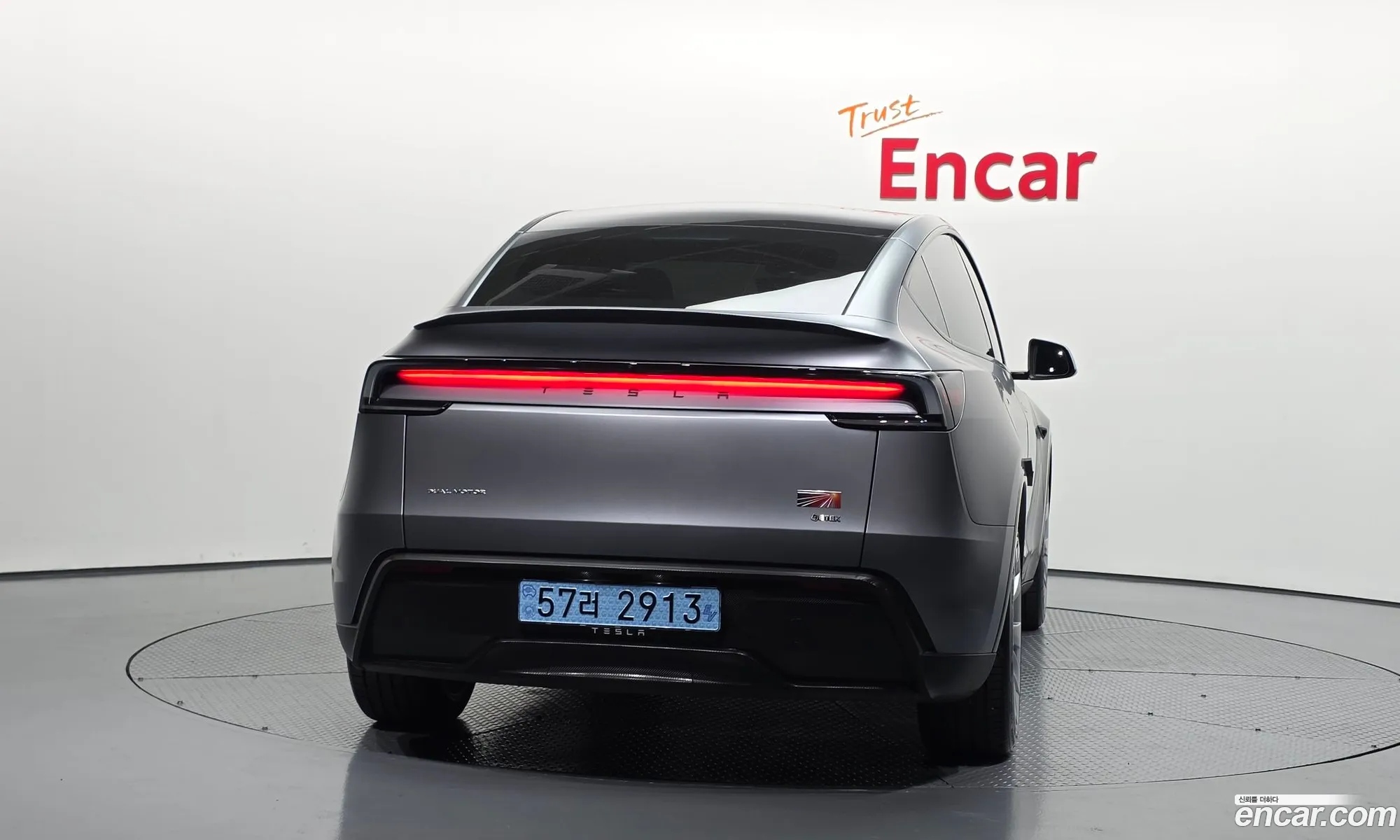 Tesla Model Y 2025 LRWYGCEKXSC006476 — 19