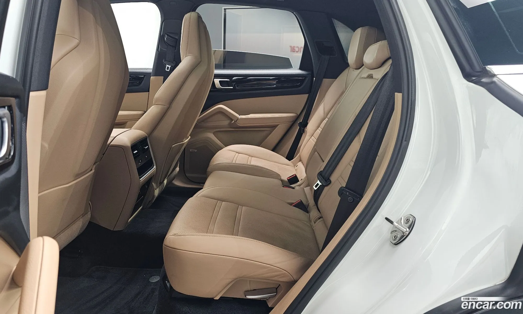 Porsche Cayenne 2019 WP1AA29Y4KDA23961 — 2