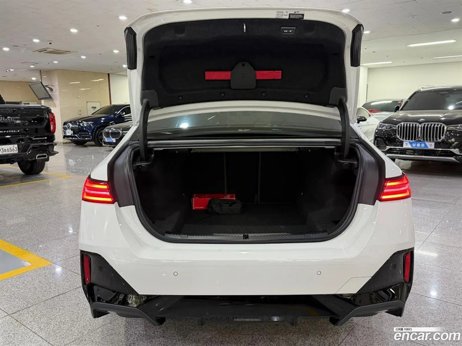 BMW 5 Series 2024 — 7