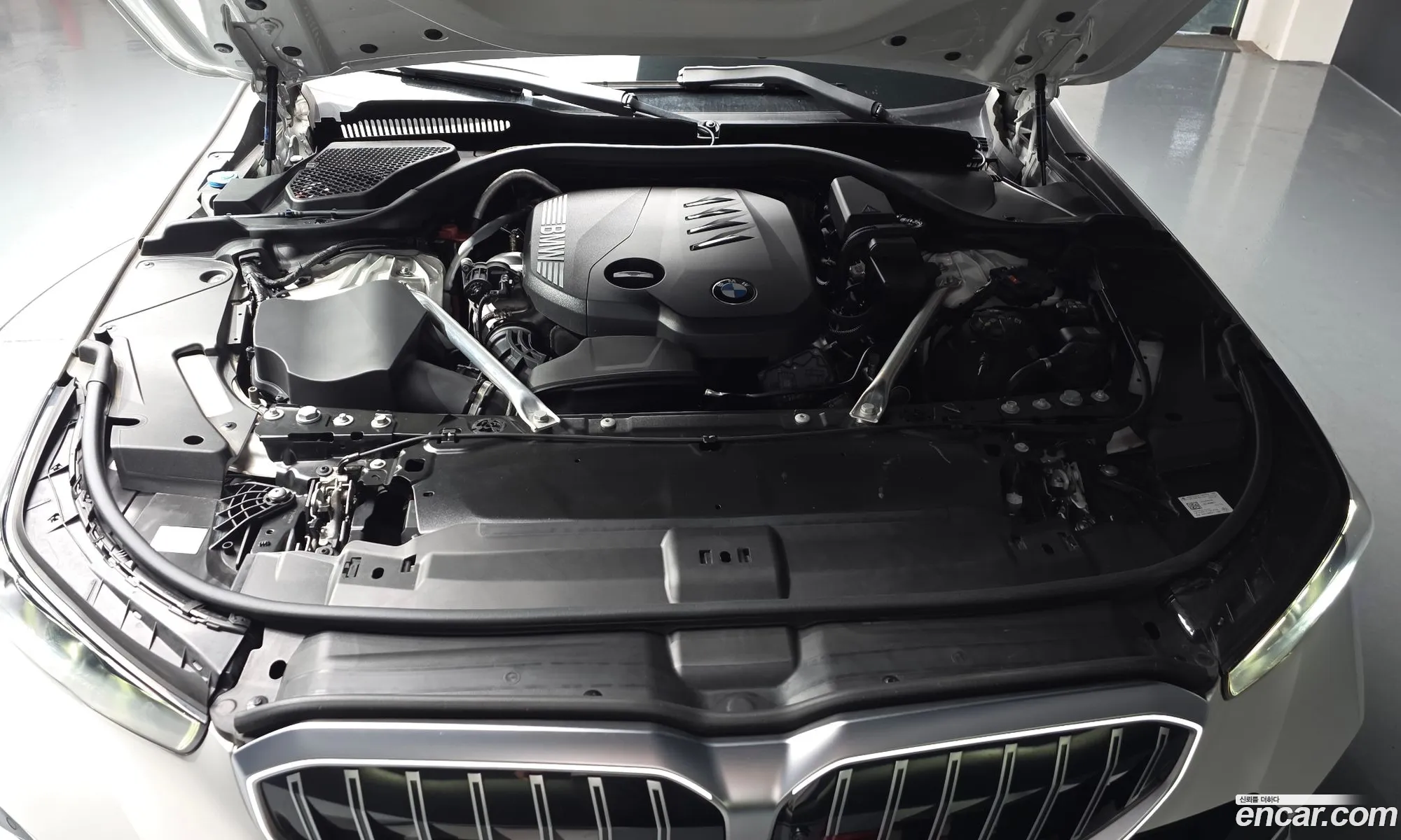 BMW 5 Series 2024 — 12