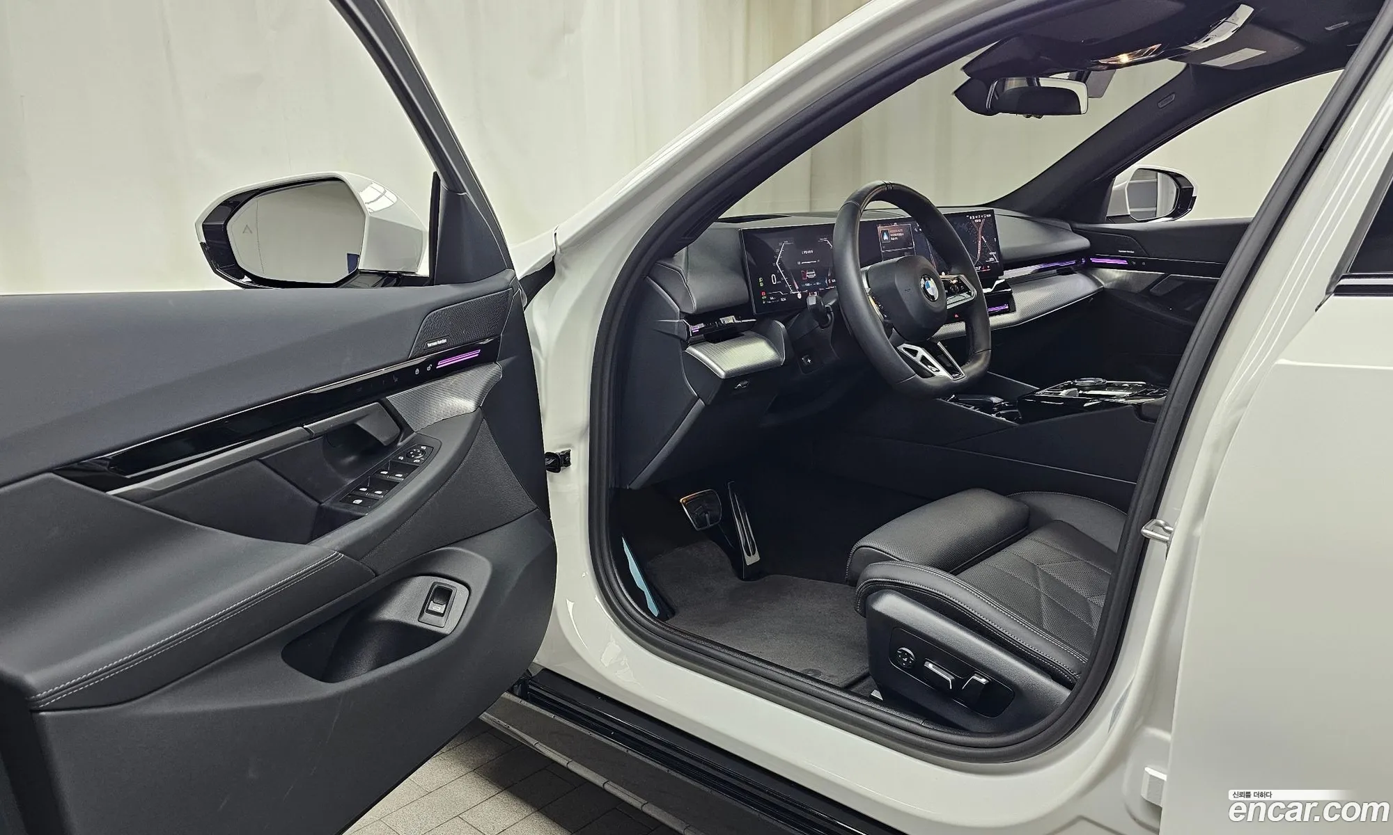 BMW 5 Series 2023 — 23