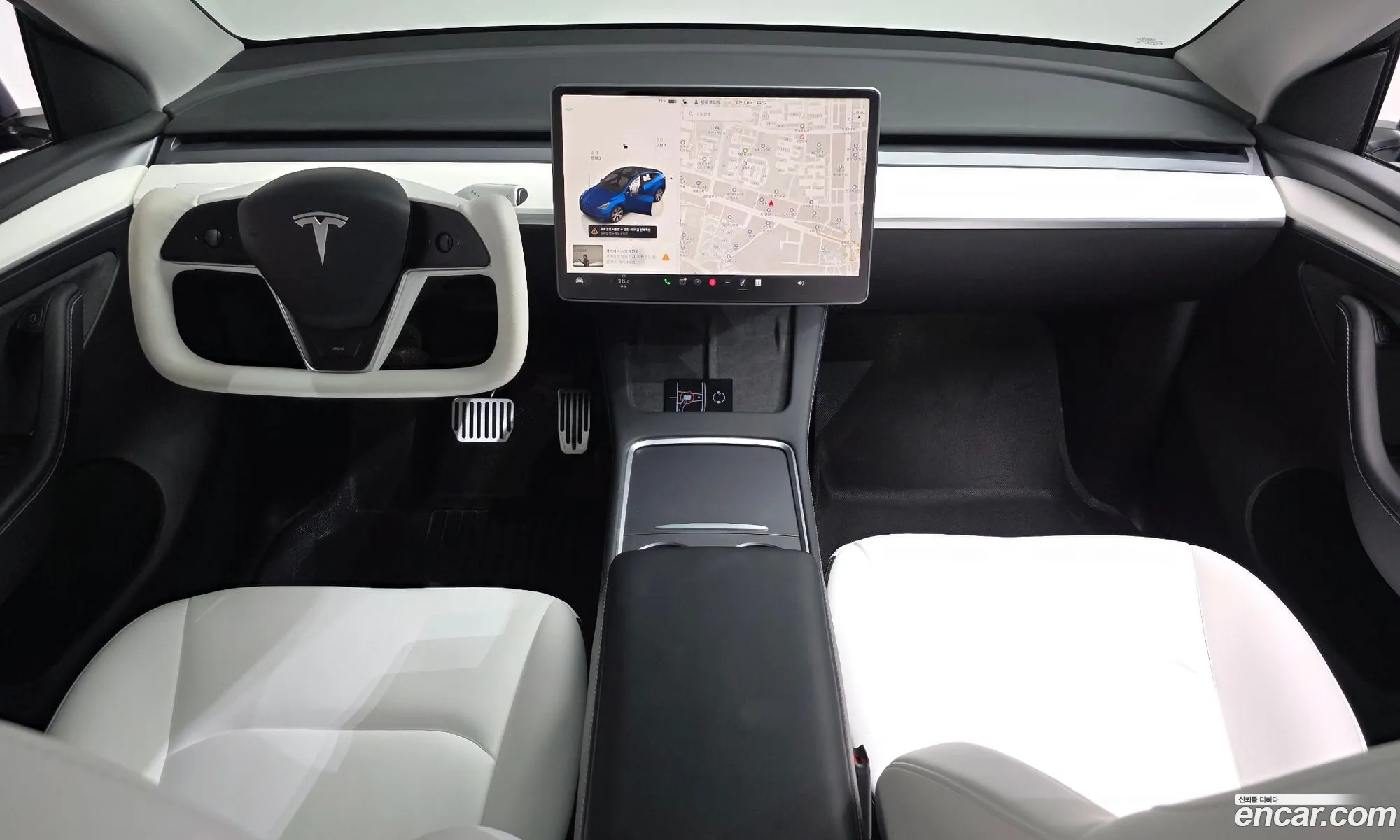 Tesla Model Y 2023 LRWYGCFS8PC103701 — 13
