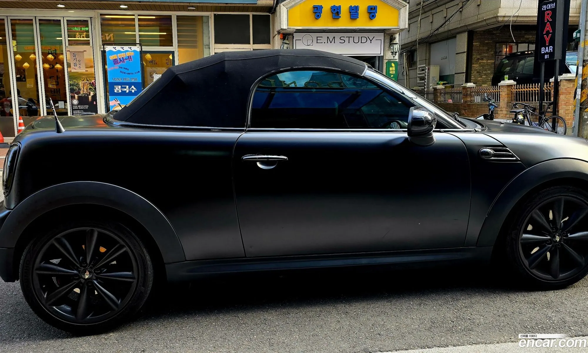 Mini Cooper Roadster 2012 — 11
