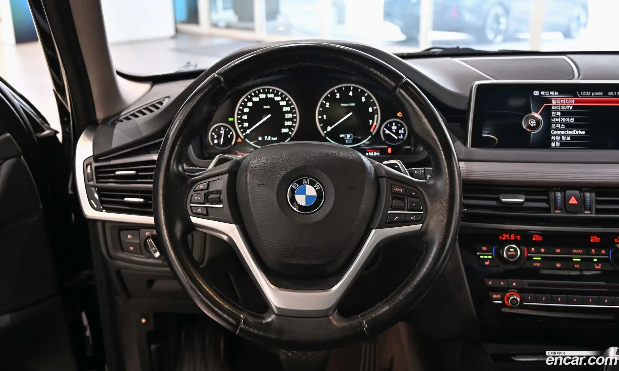 BMW X5 2016 — 14