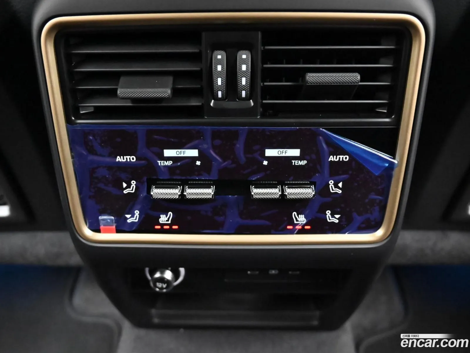 Porsche Cayenne 2025 — 8