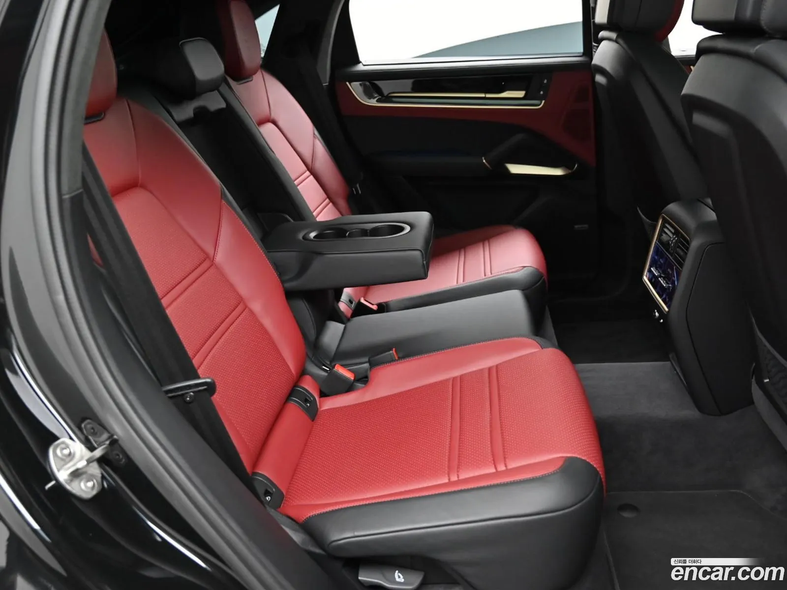 Porsche Cayenne 2025 — 4