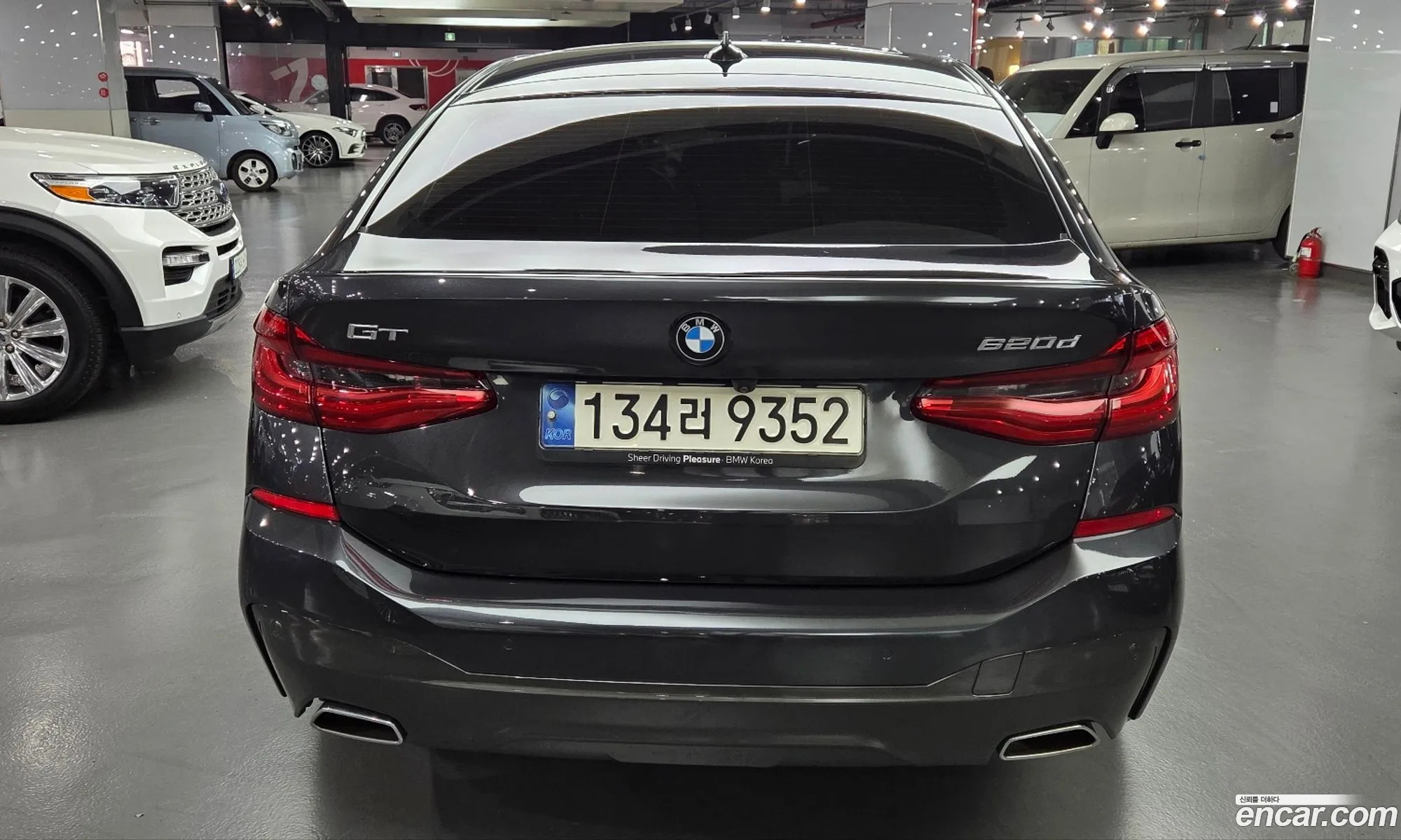 BMW 6 Series GT 2023 — 2
