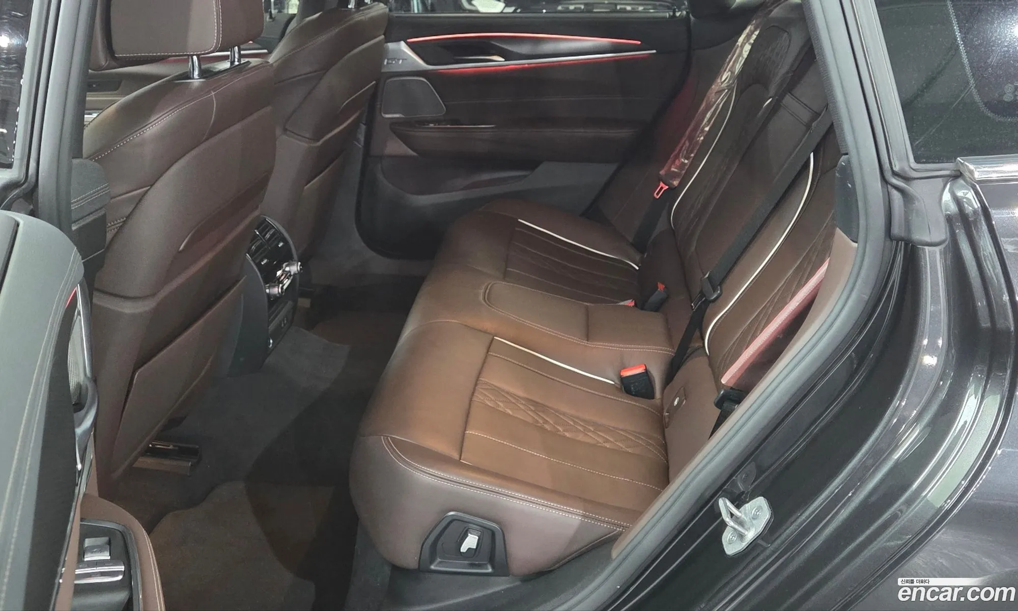 BMW 6 Series GT 2023 — 3