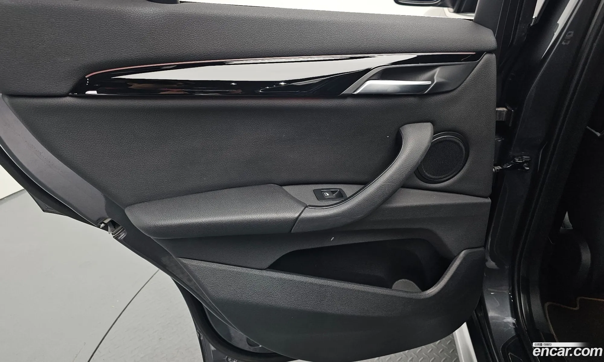 BMW X1 2022 WBA11DG0XN5V32944 — 19