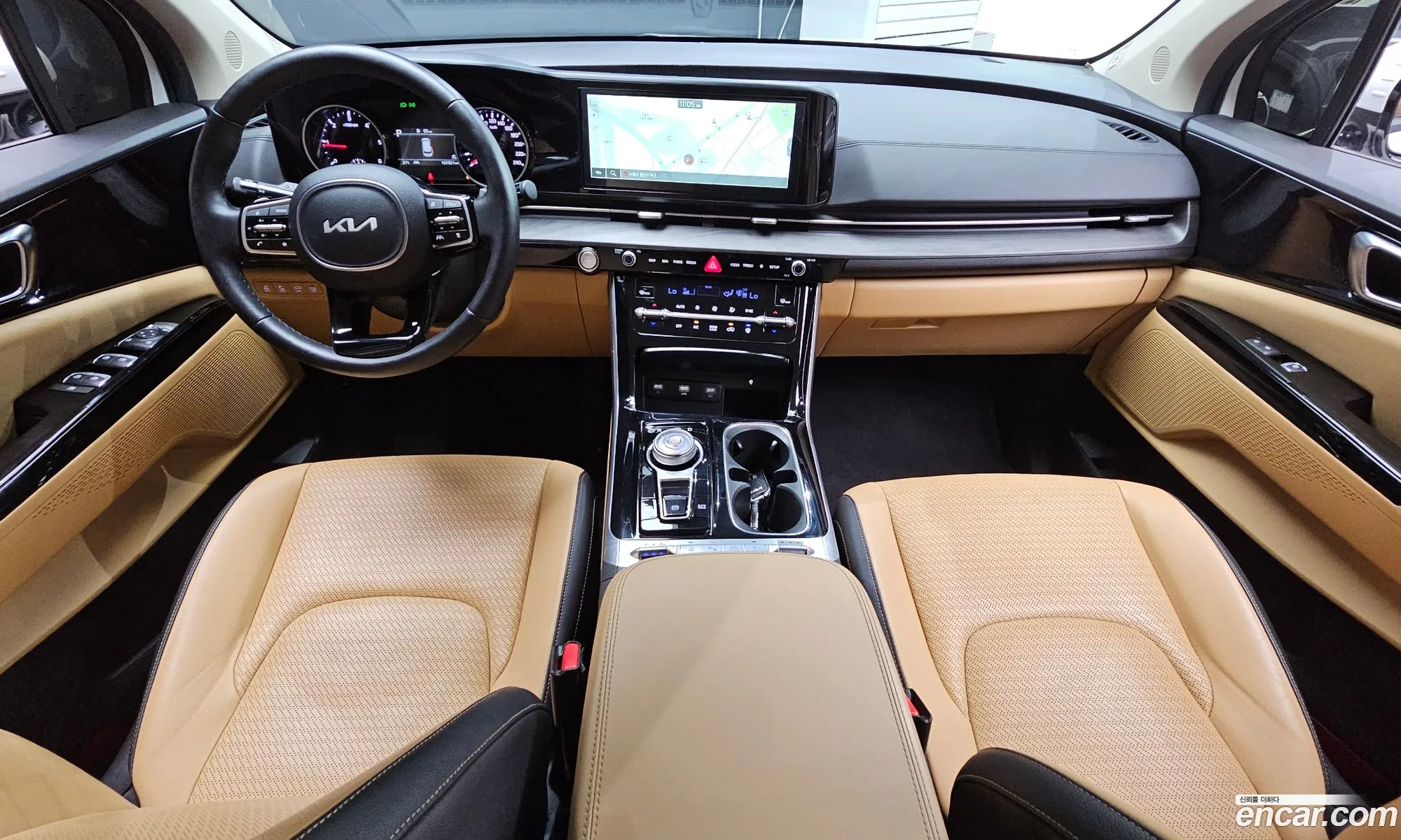 Kia Carnival 2023 — 3