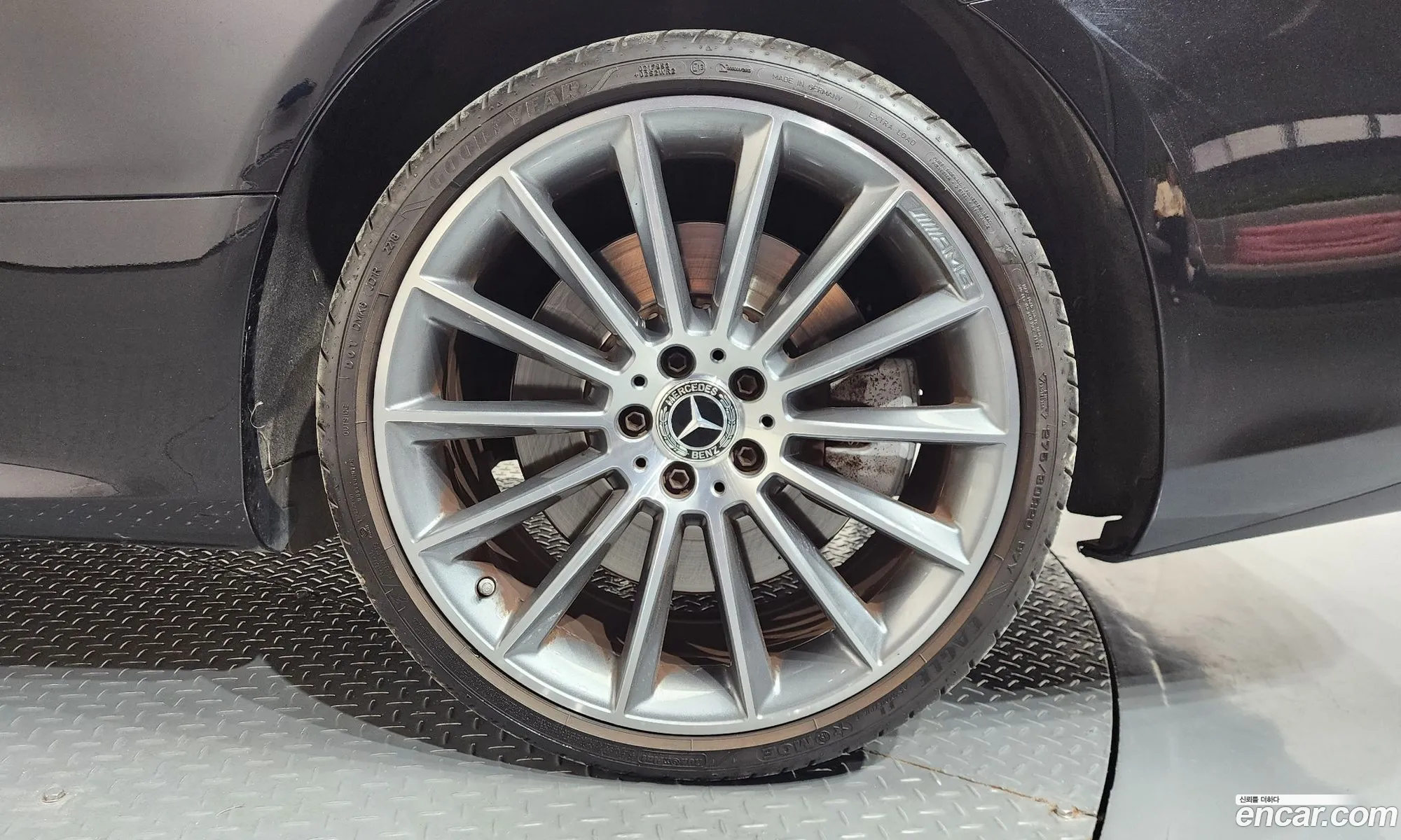 Mercedes-Benz E-Class W213 2019 WDD1J6JB1KF080581 — 27