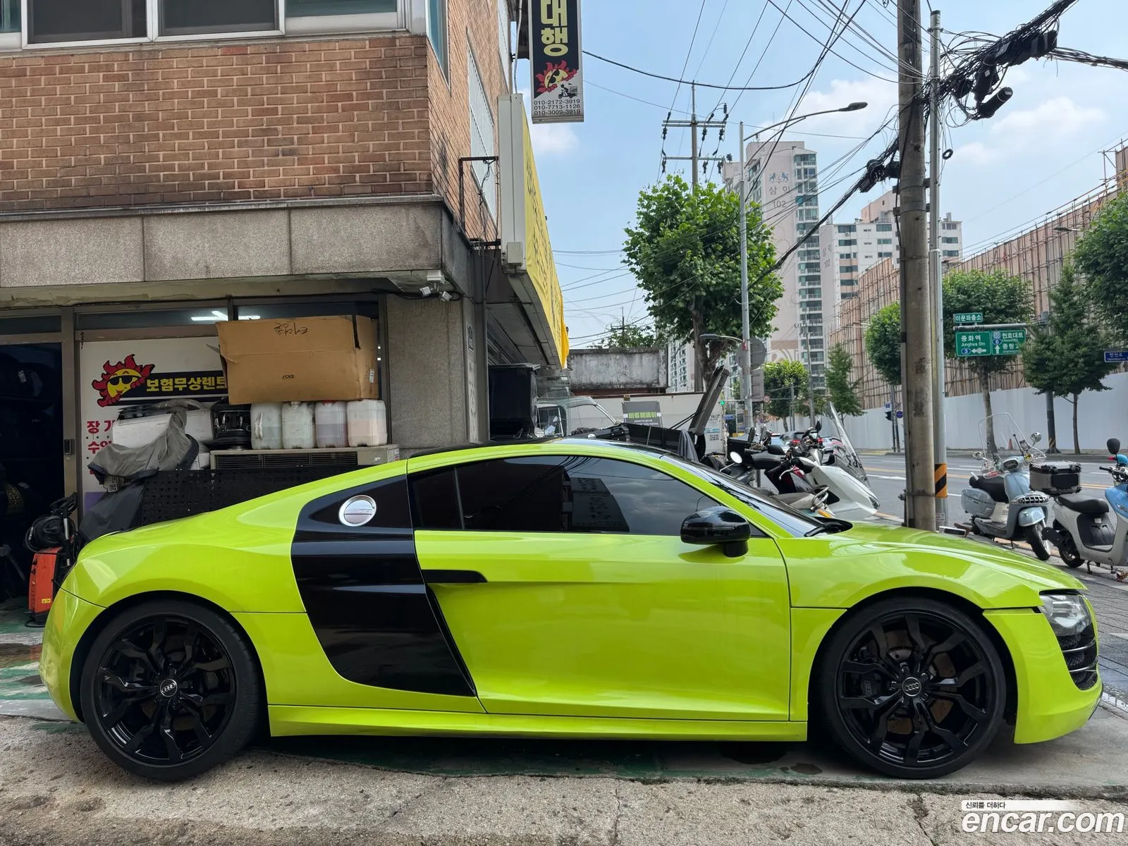 Audi R8 2010 — 12