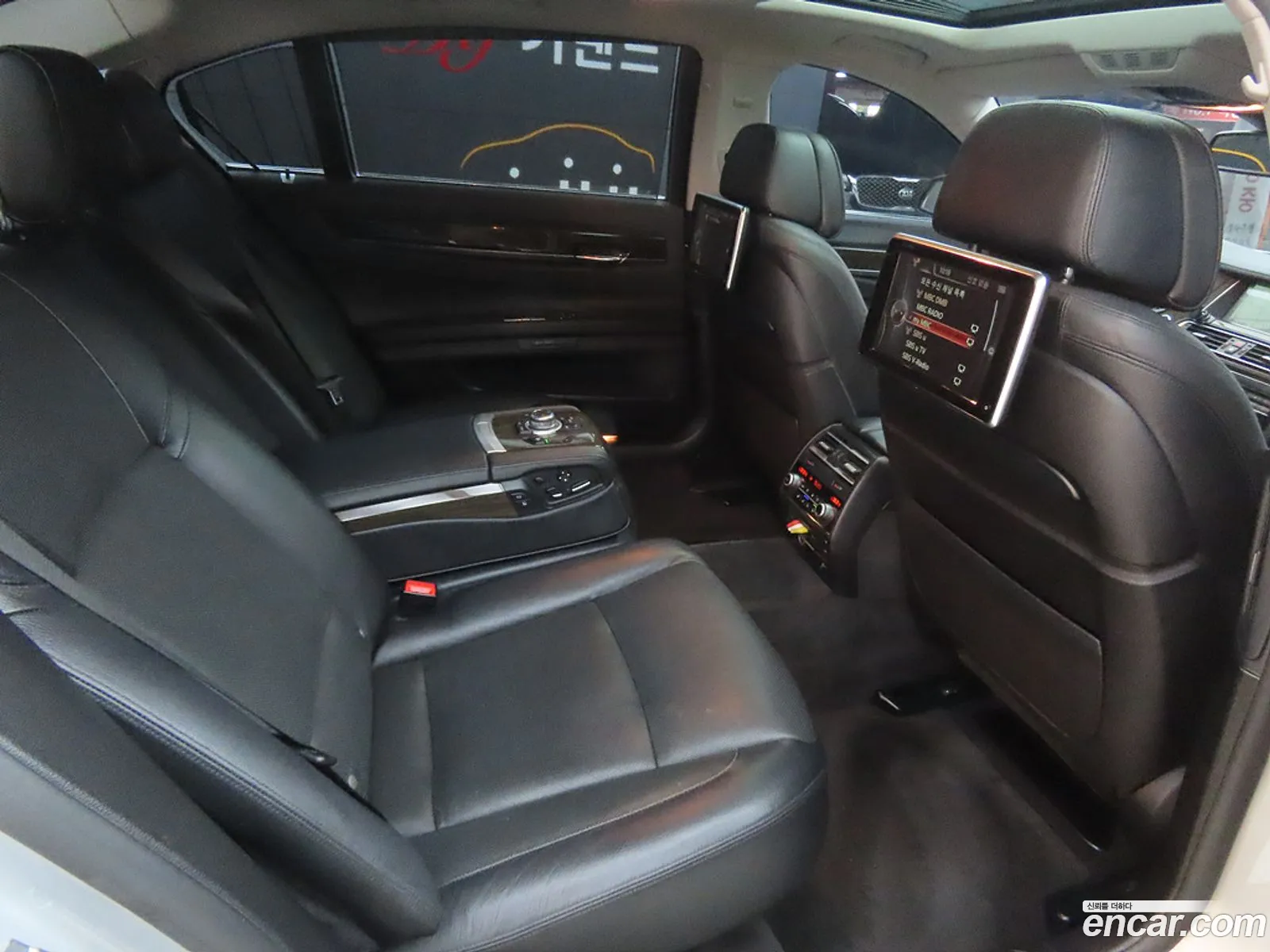 BMW 7 Series 2012 — 18