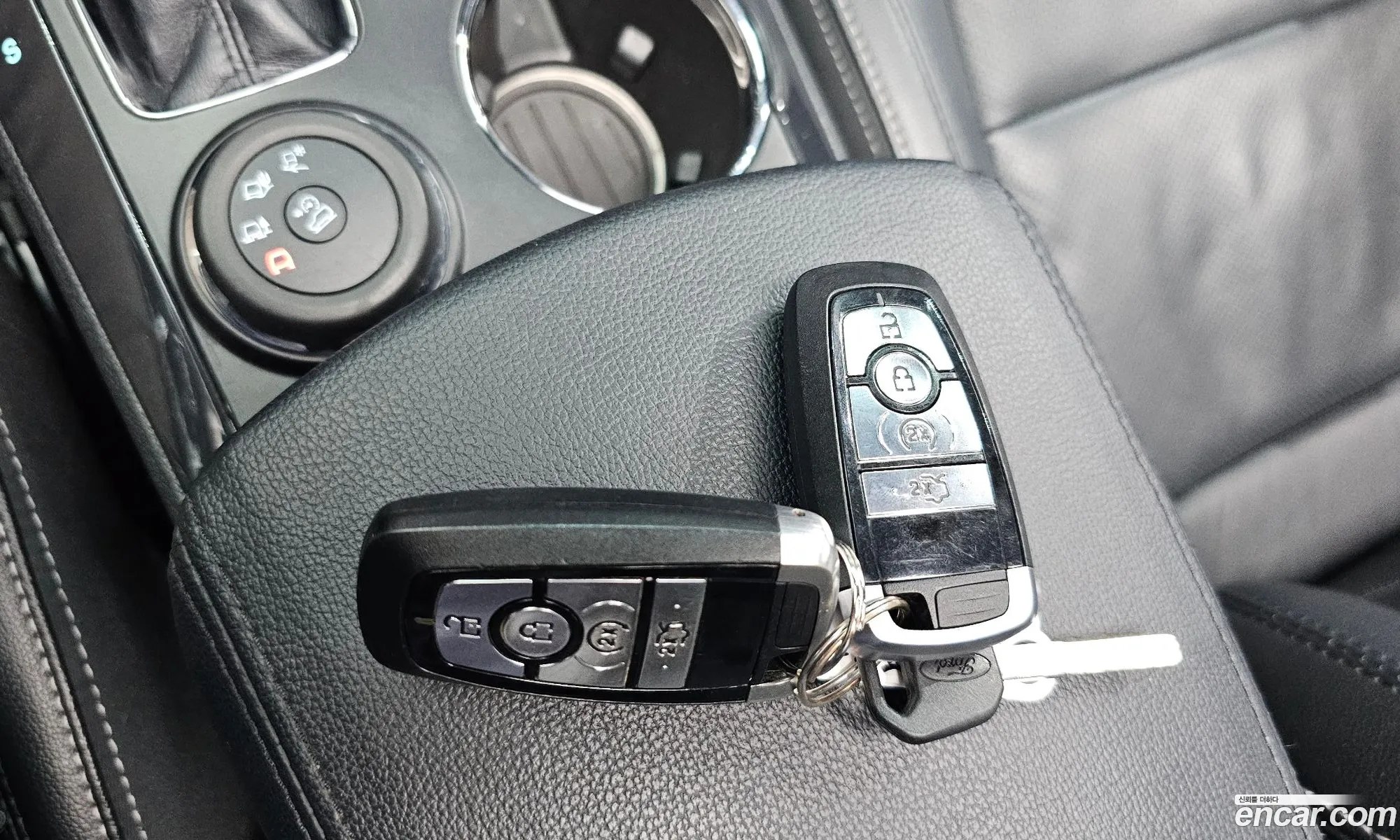 Ford Explorer 2018 1FM5K8FH3JGA44834 — 32