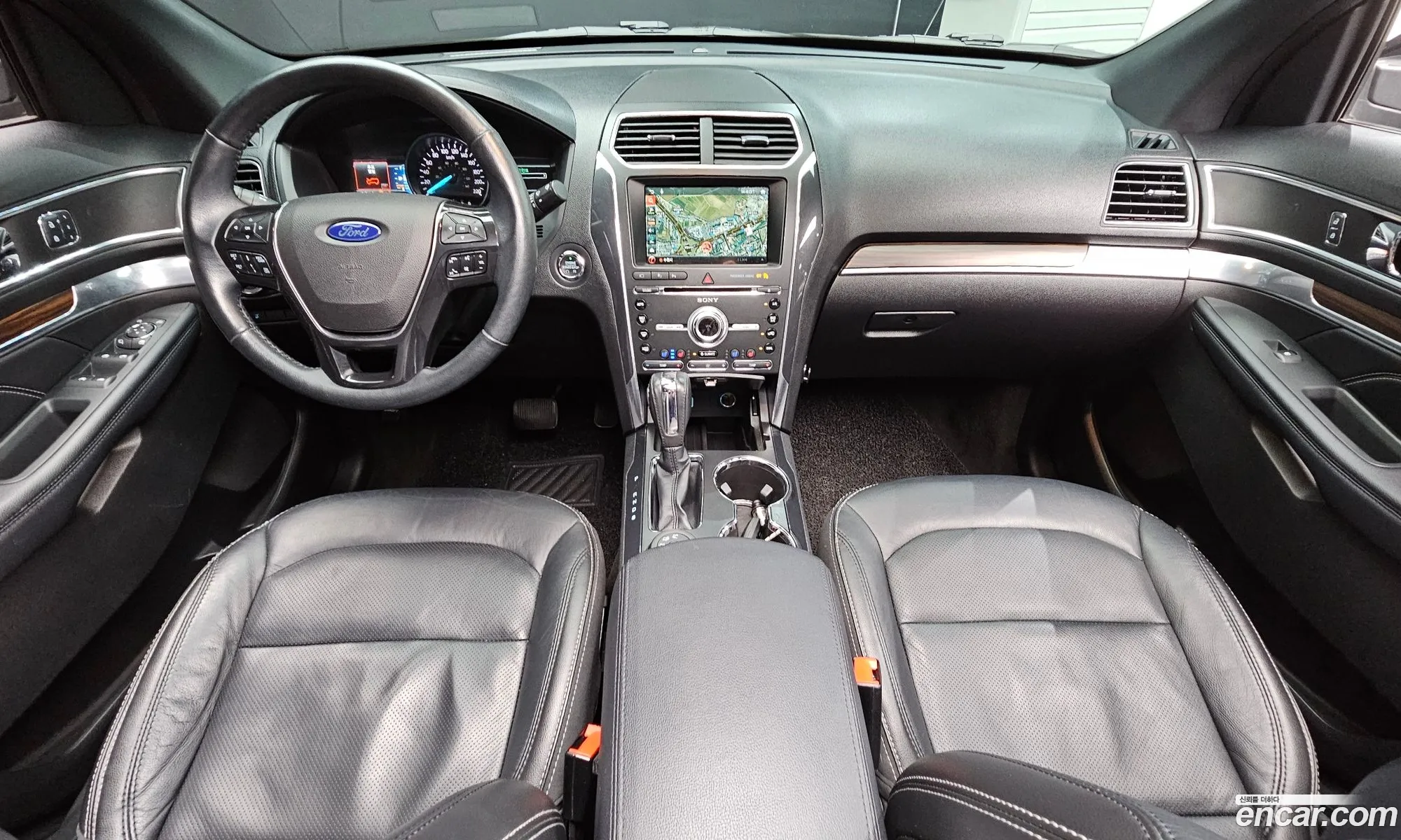 Ford Explorer 2018 1FM5K8FH3JGA44834 — 20