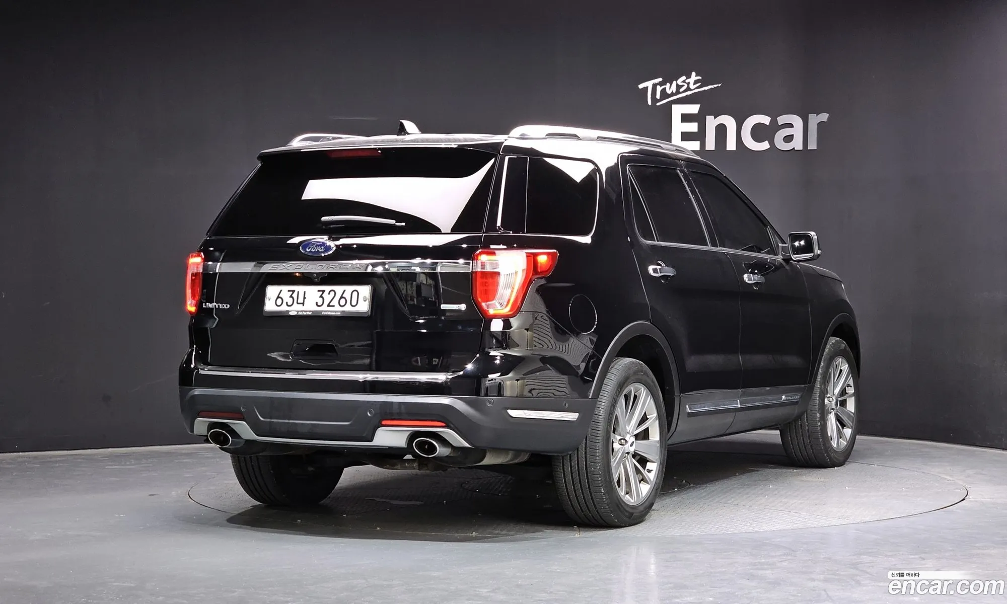 Ford Explorer 2018 1FM5K8FH3JGA44834 — 3